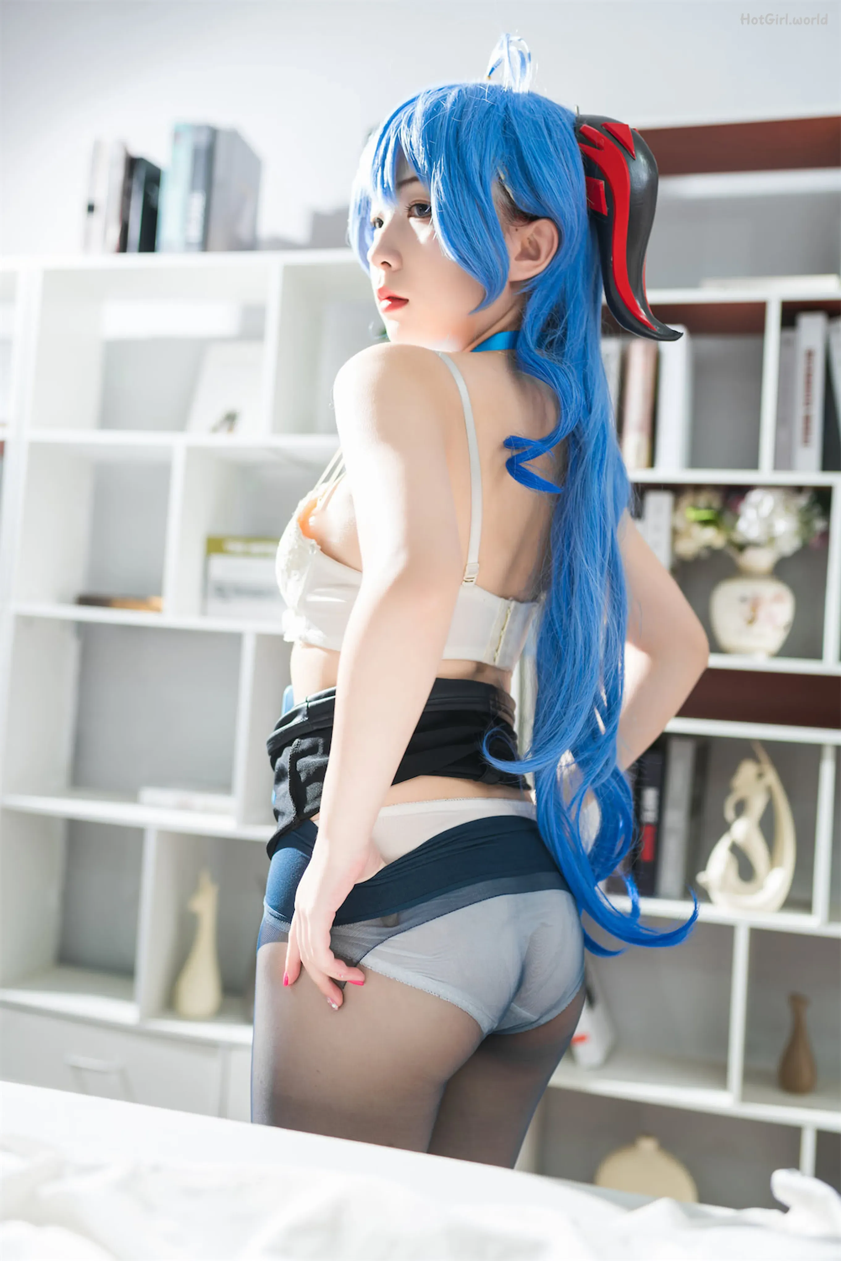 Coser-Hua-Ling-OL-hotgirl.world-091.webp