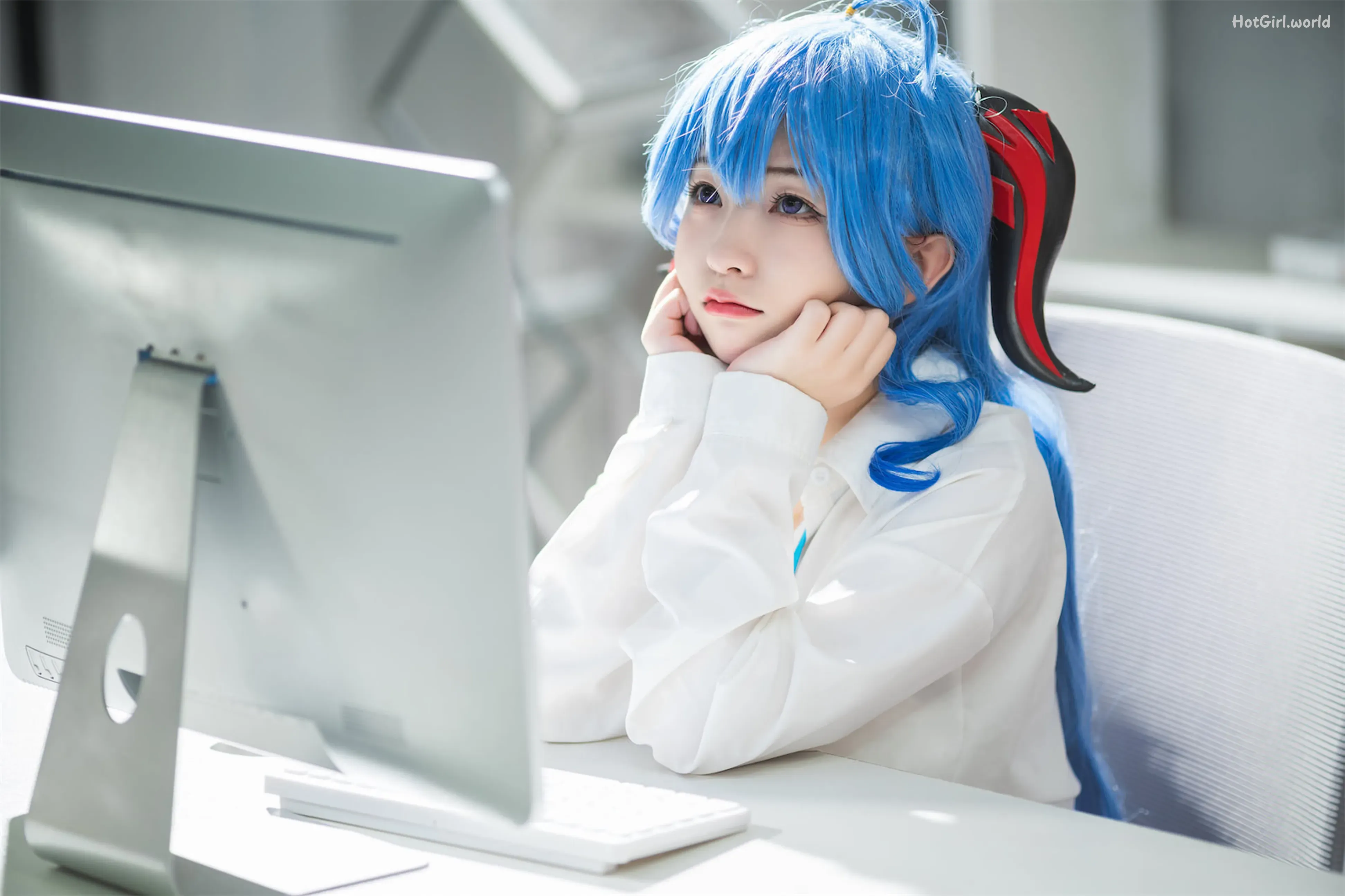 Coser-Hua-Ling-OL-hotgirl.world-092.webp