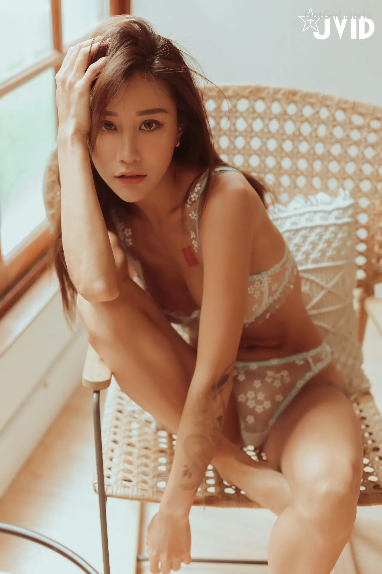 106_hotgirl.world.webp