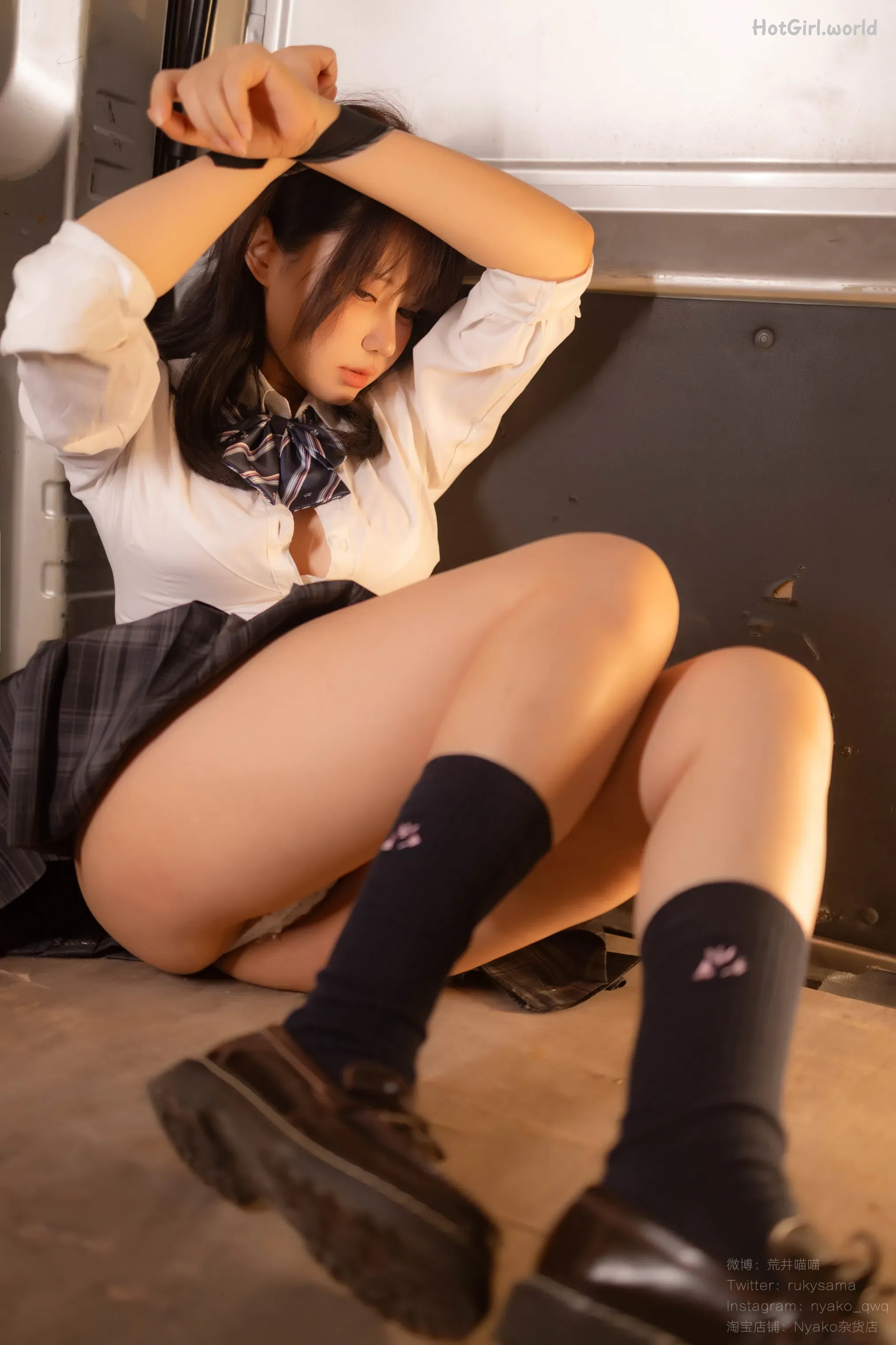 Coser-Nyako-hotgirl.world-085.webp
