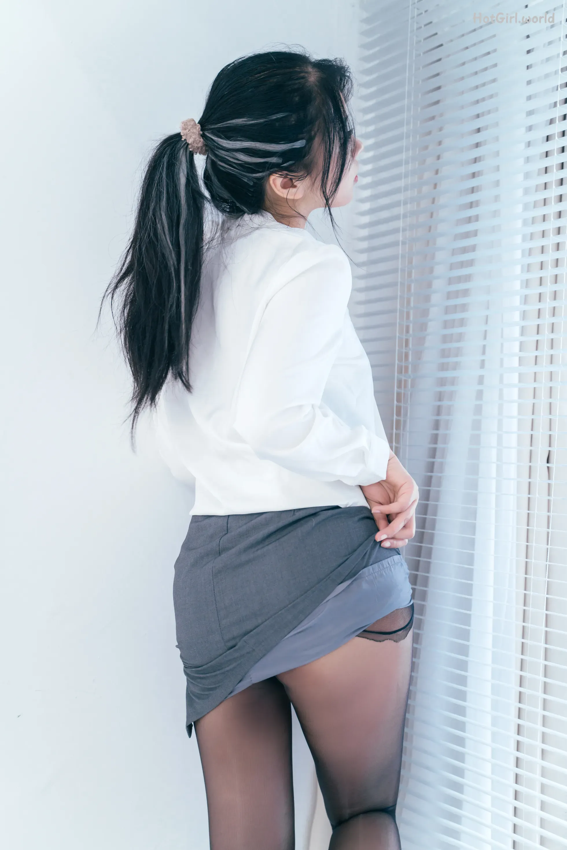 Coser-轩萧学姐-OL私袜诱惑