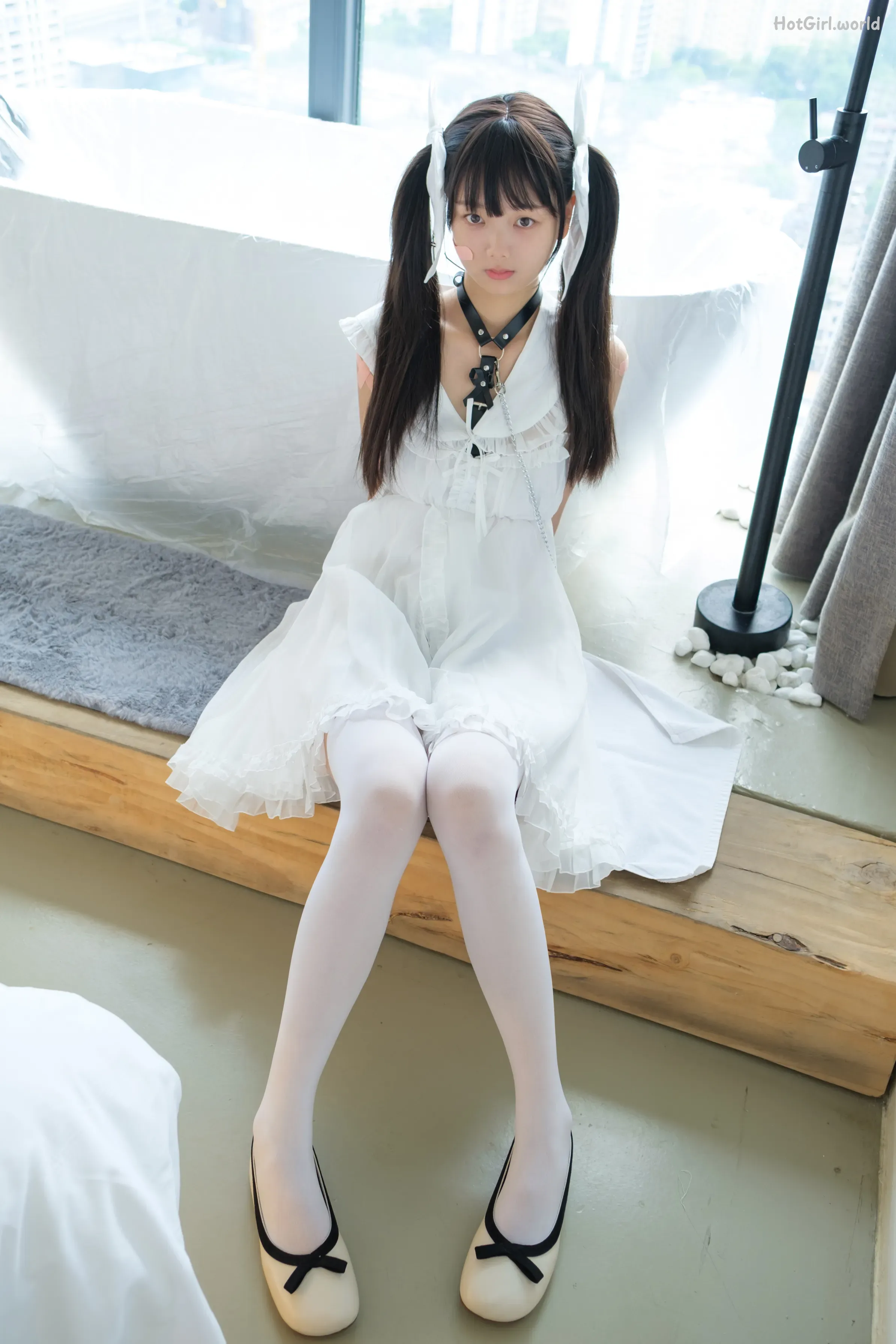 Coser-稚乖画册-赤西夜夜-初音少女水手服(101 photos + 29 uncensored photos)
