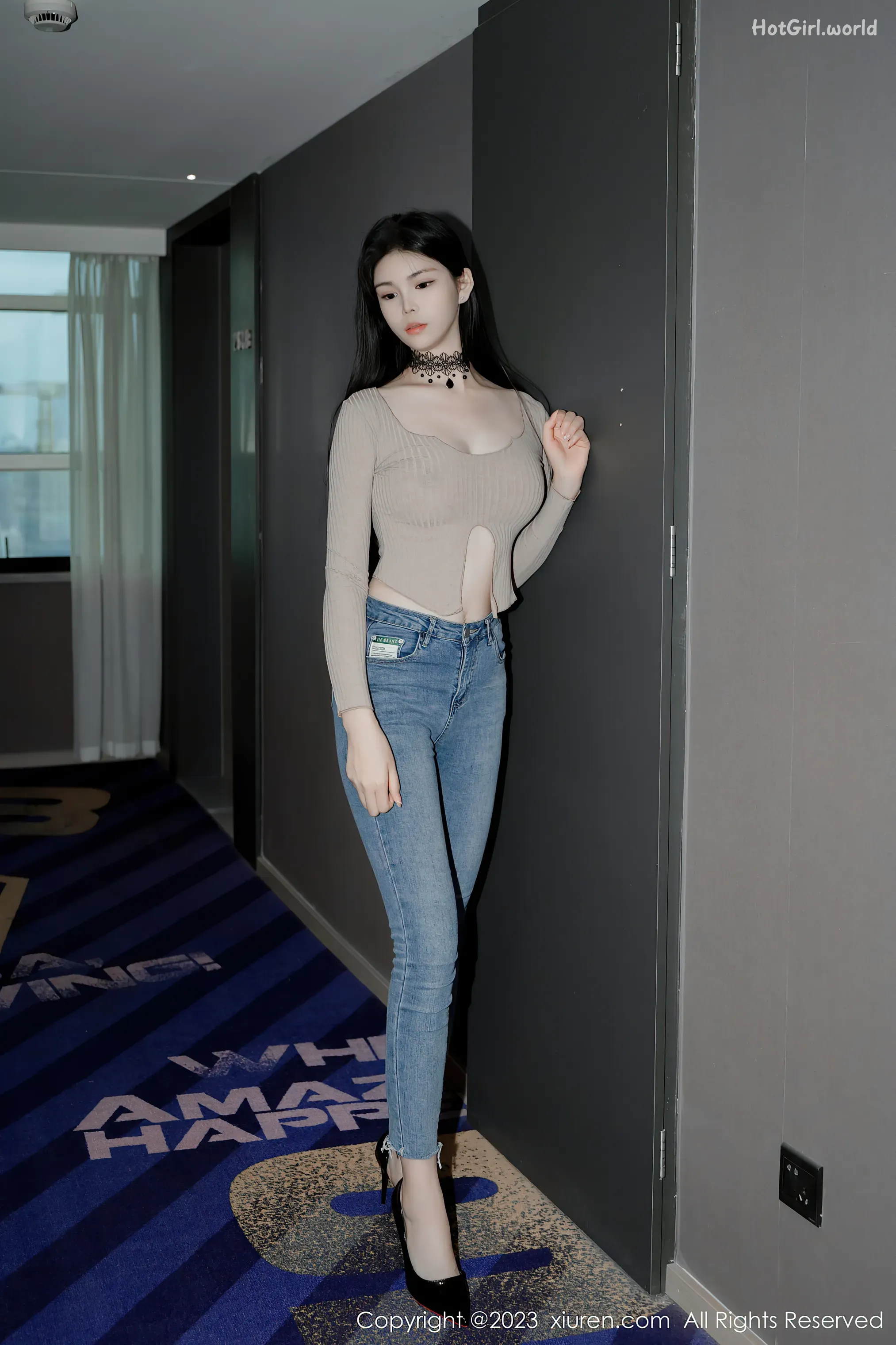 XIUREN-No.6636-CiCi-hotgirl.world-005.webp
