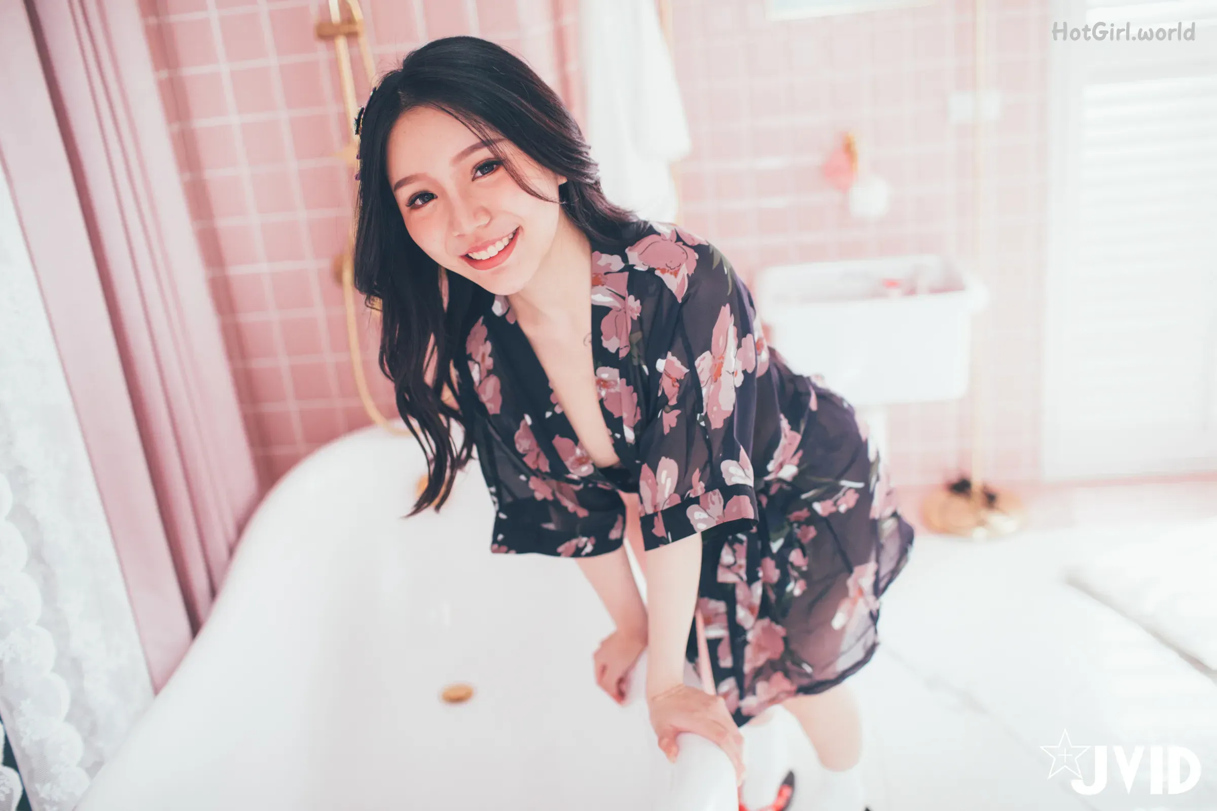 132_hotgirl.world.webp
