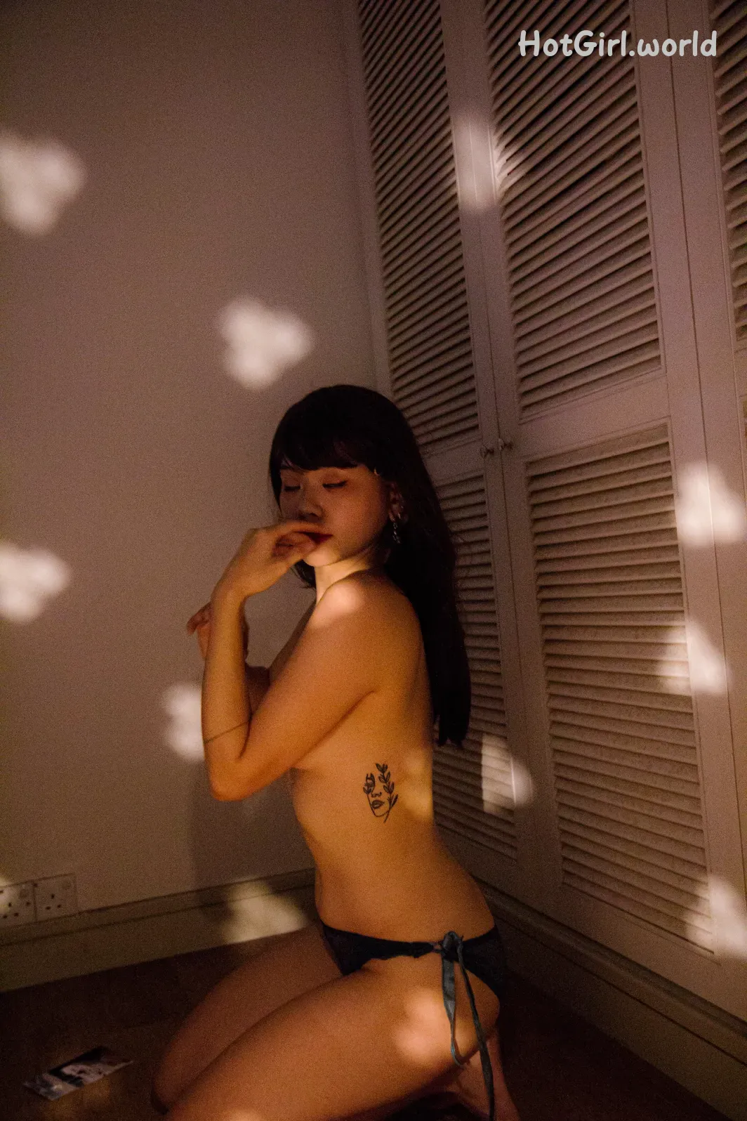 Kuromelo-Melancholia-Night-hotgirl.world-086.webp