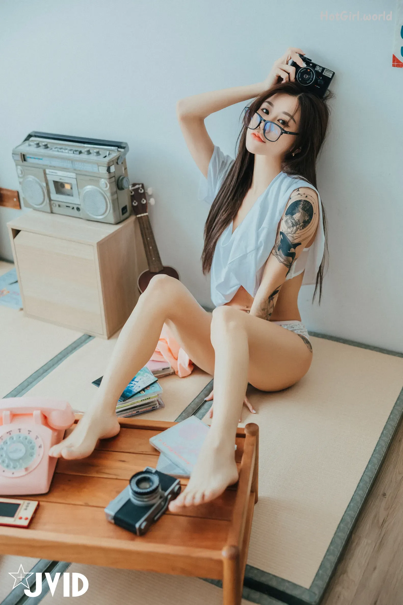 140_hotgirl.world.webp