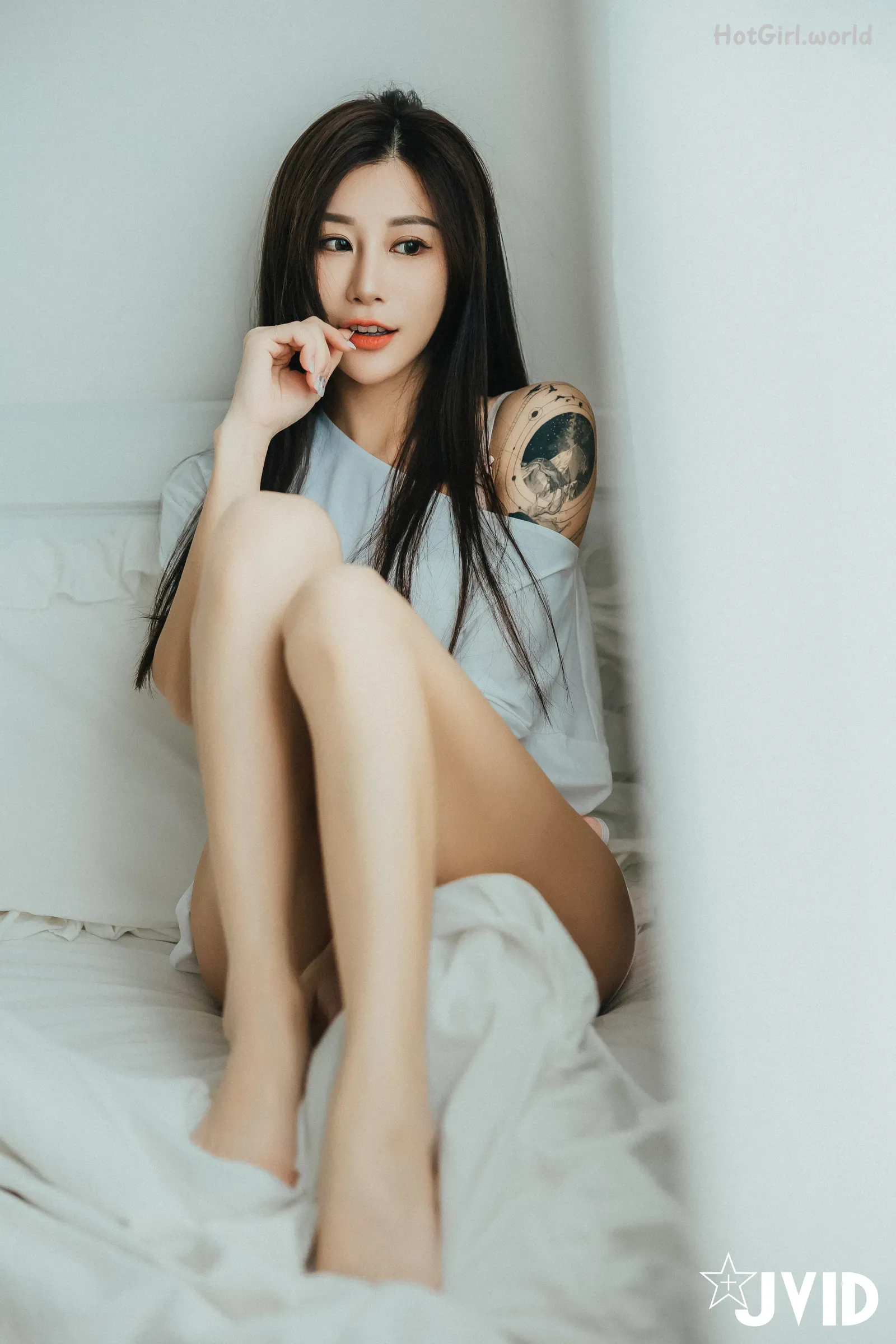 141_hotgirl.world.webp