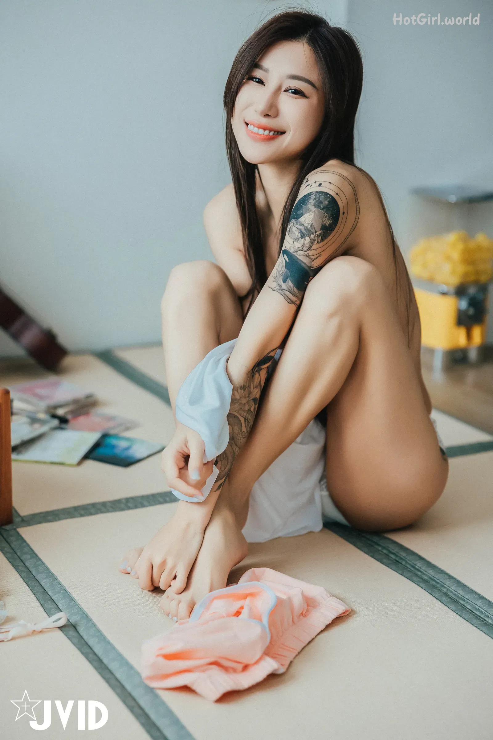 142_hotgirl.world.webp