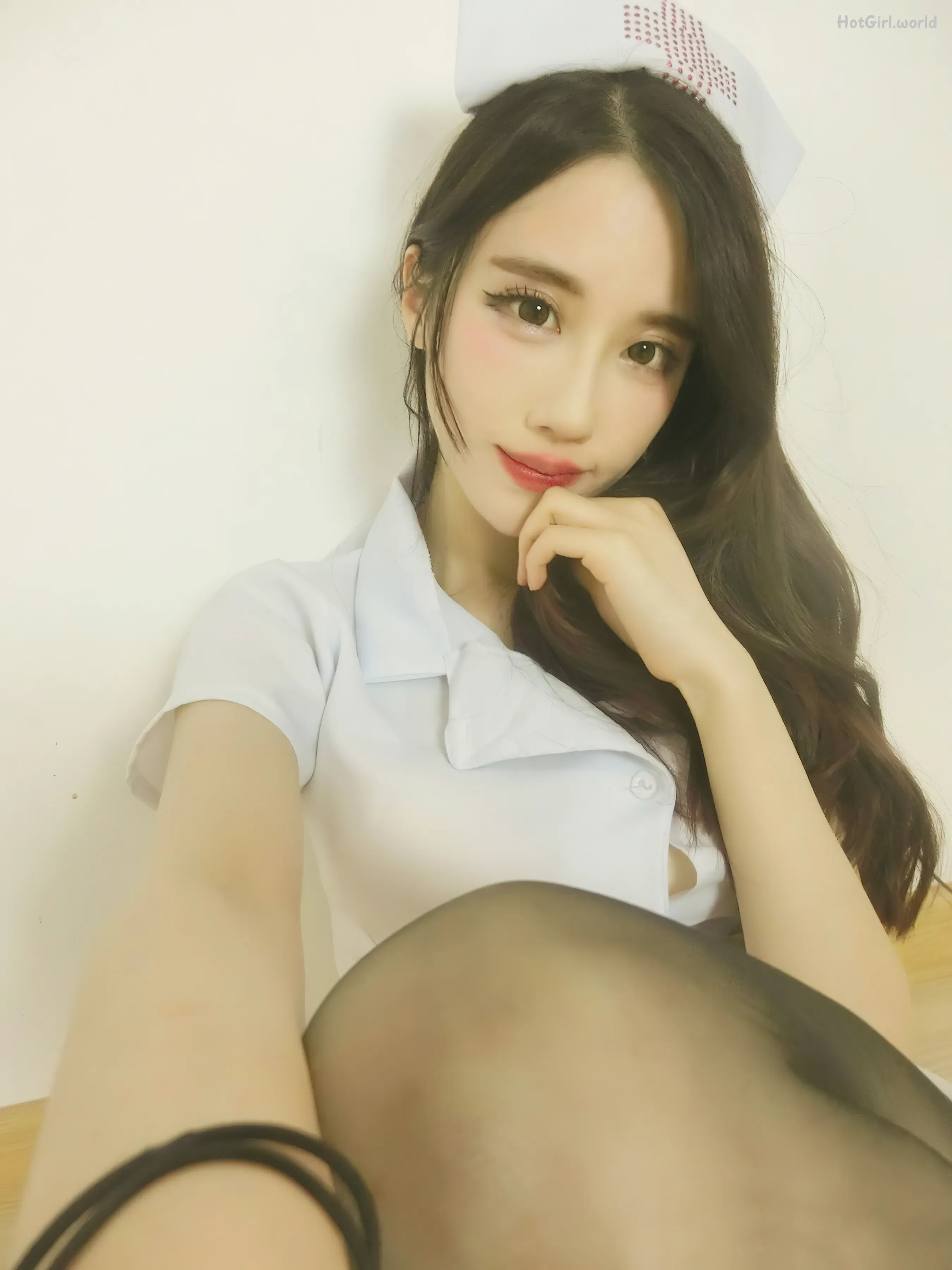 079_hotgirl.world.webp