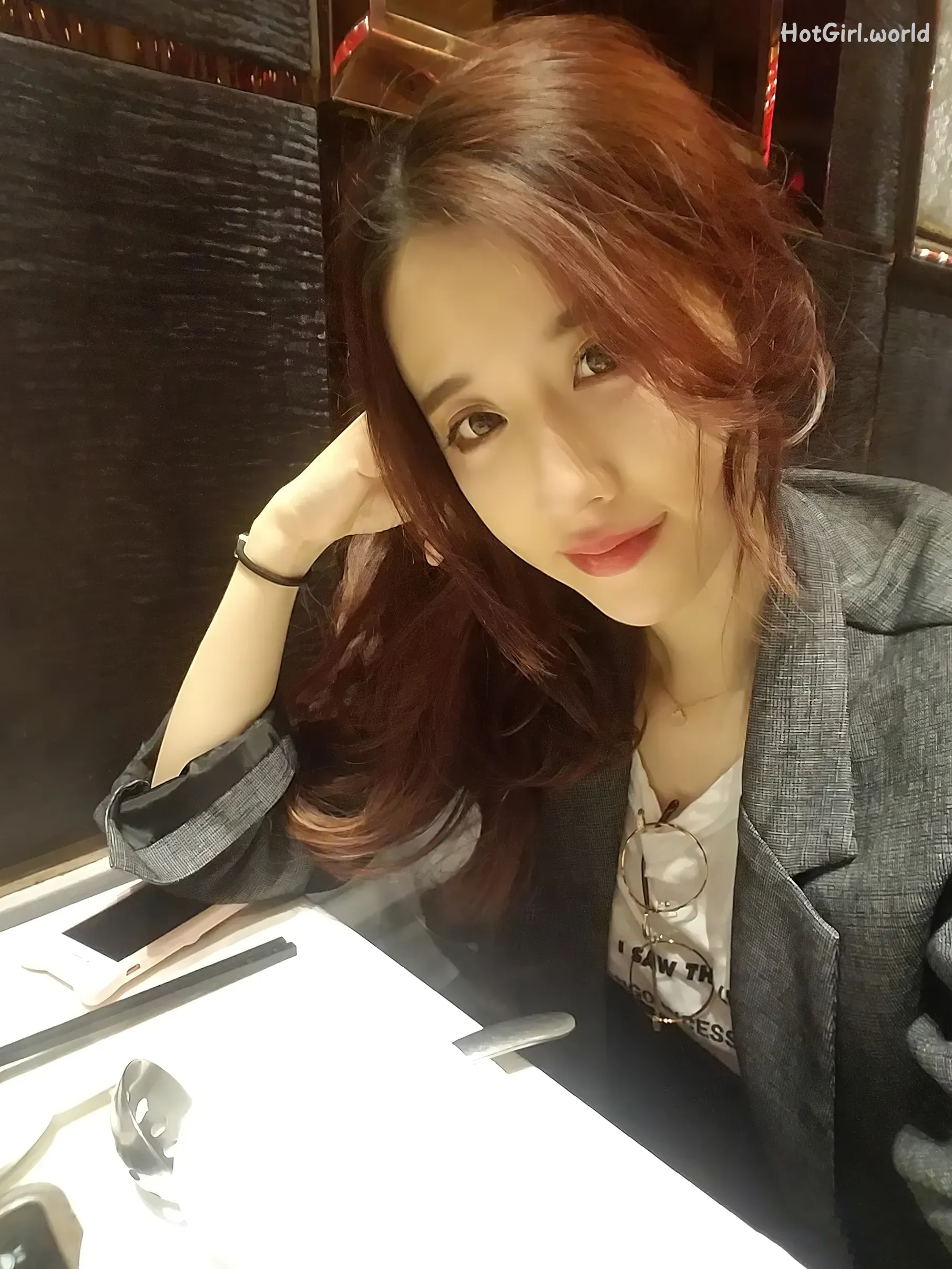 091_hotgirl.world.webp