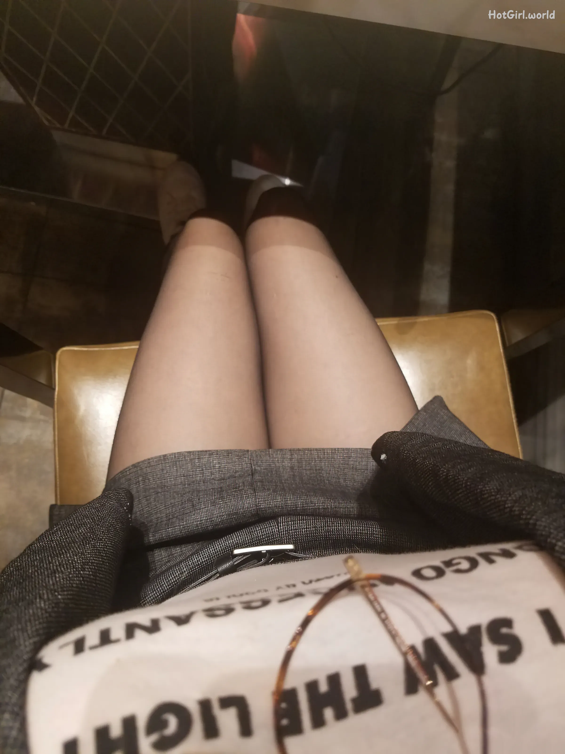 094_hotgirl.world.webp