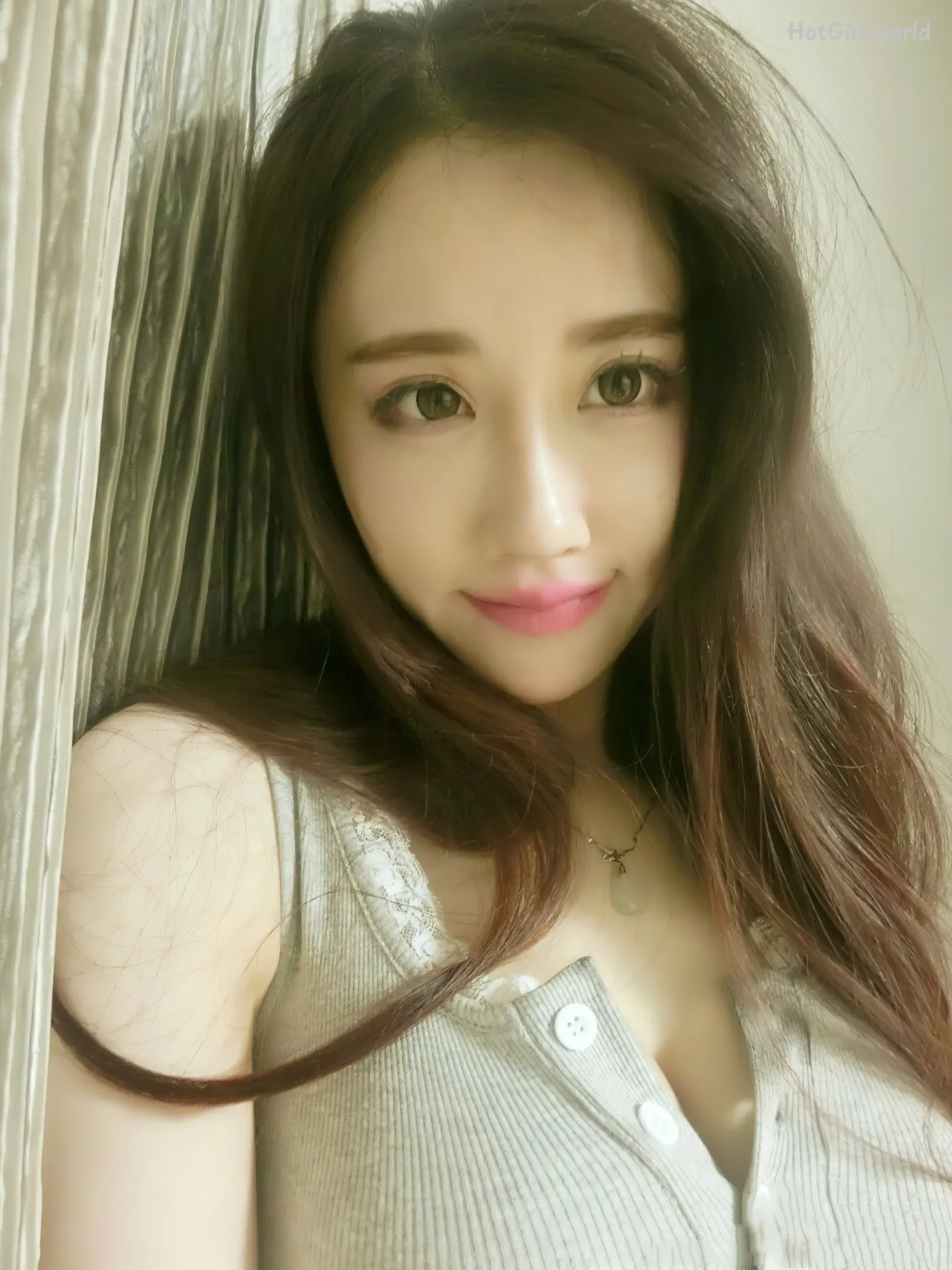 132_hotgirl.world.webp