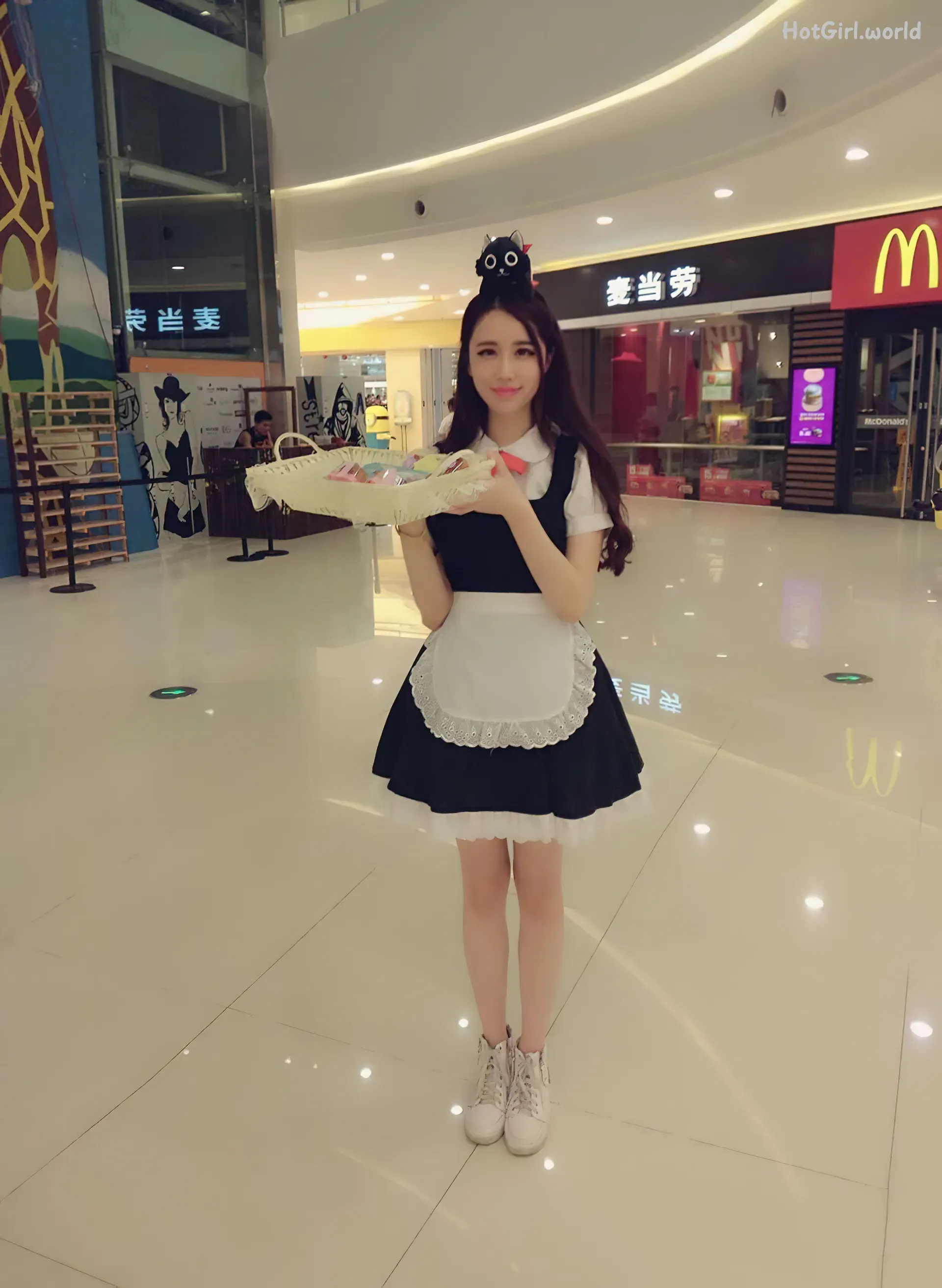 133_hotgirl.world.webp