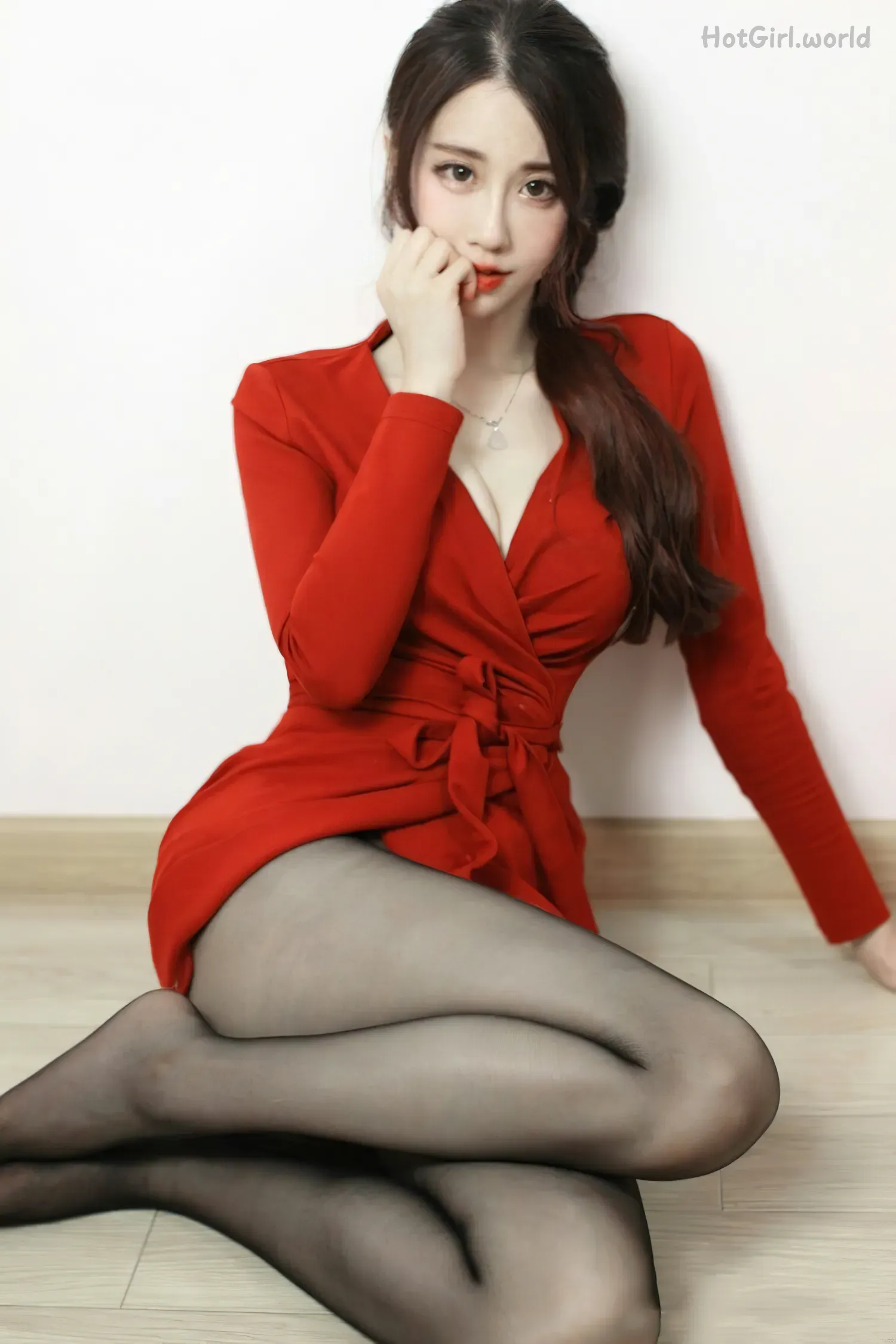 136_hotgirl.world.webp