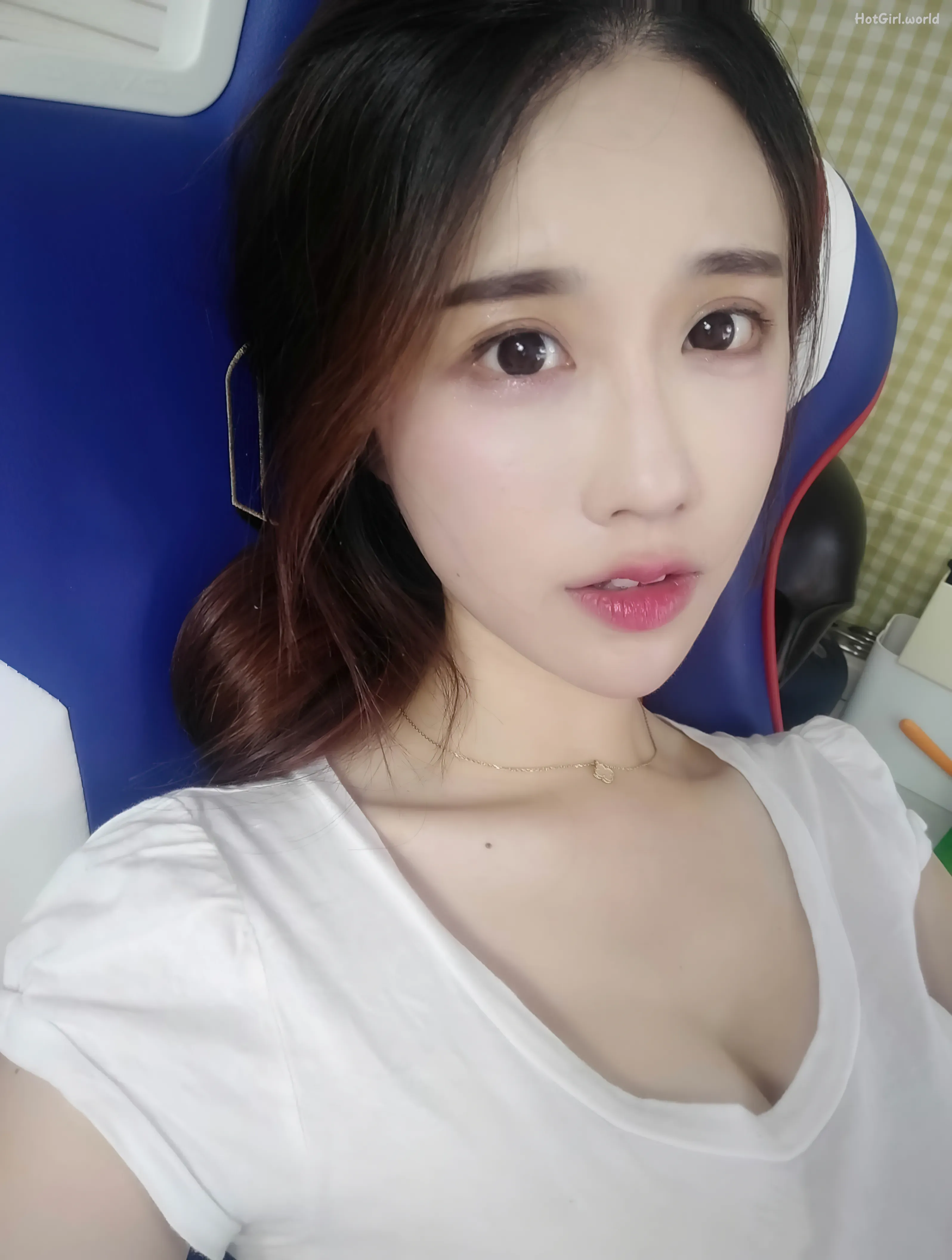 0069_hotgirl.world.webp