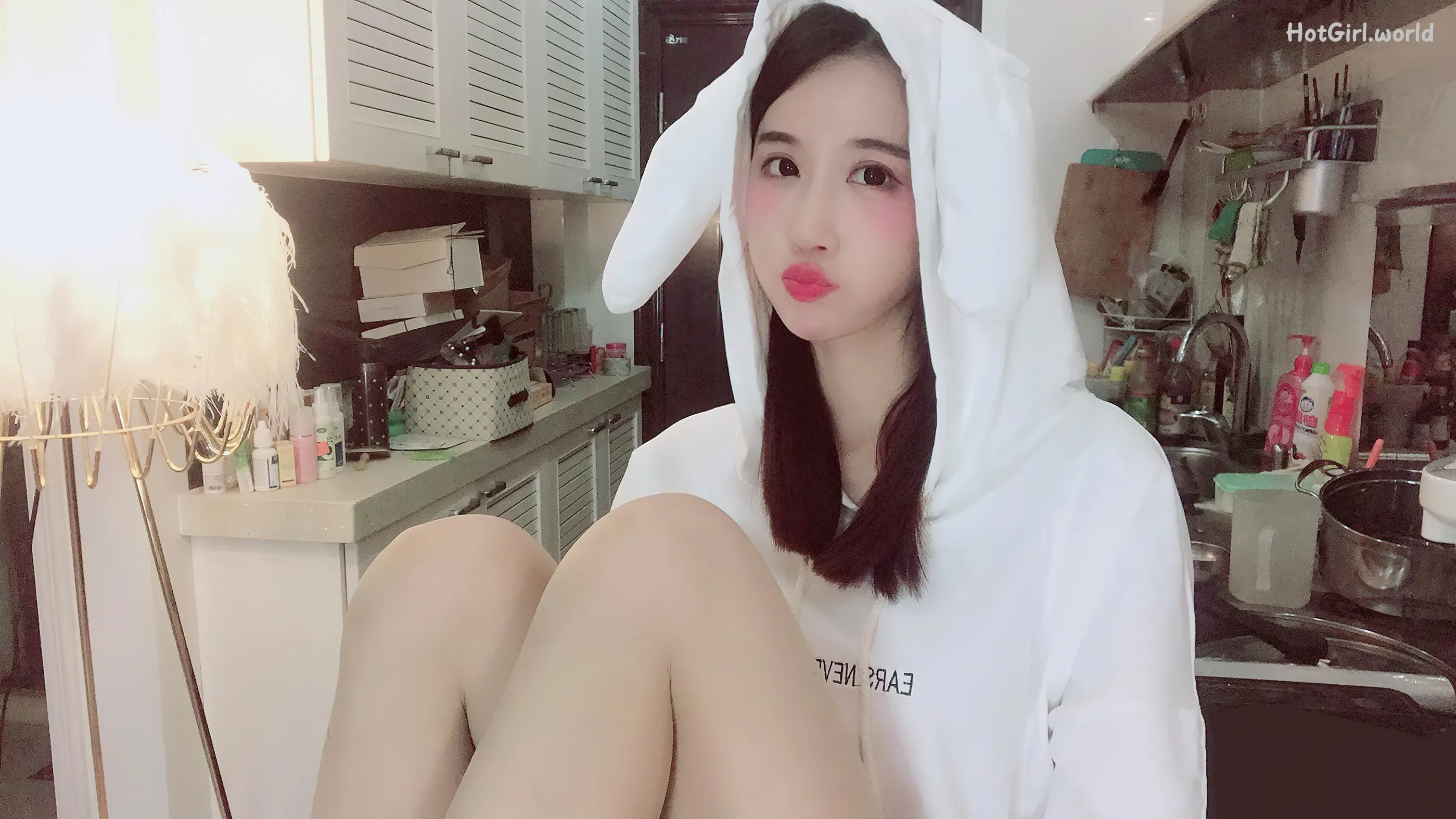 0074_hotgirl.world.webp