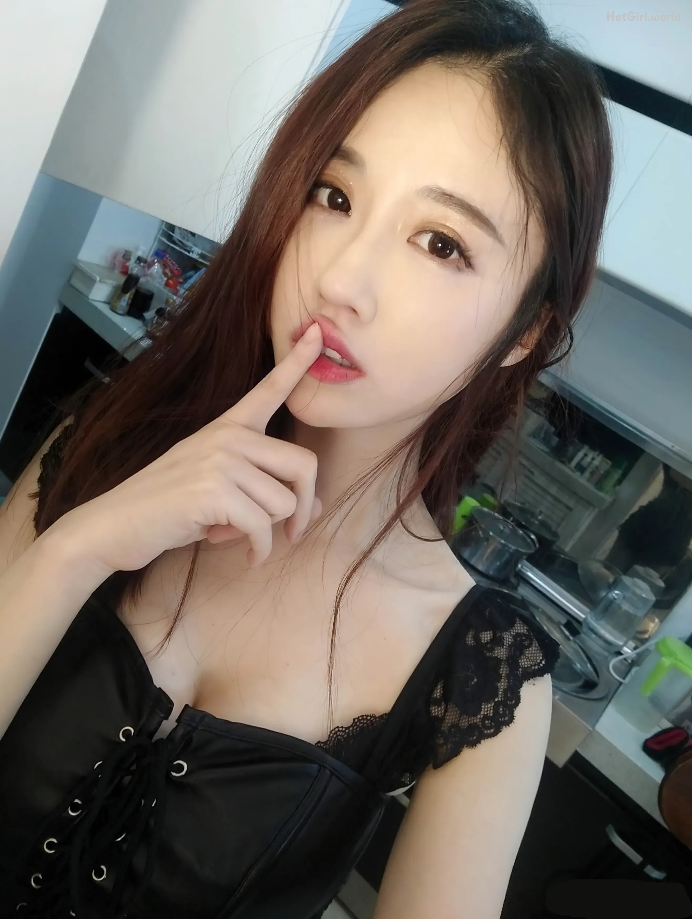 0076_hotgirl.world.webp