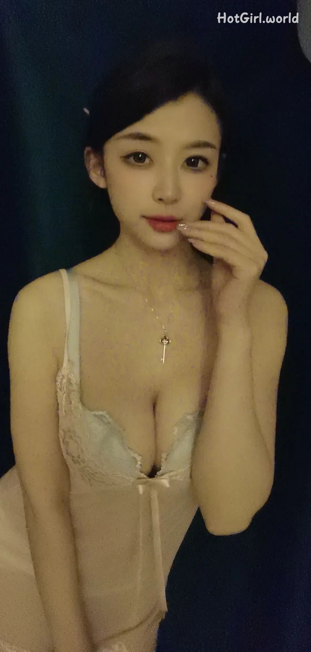 151_hotgirl.world.webp