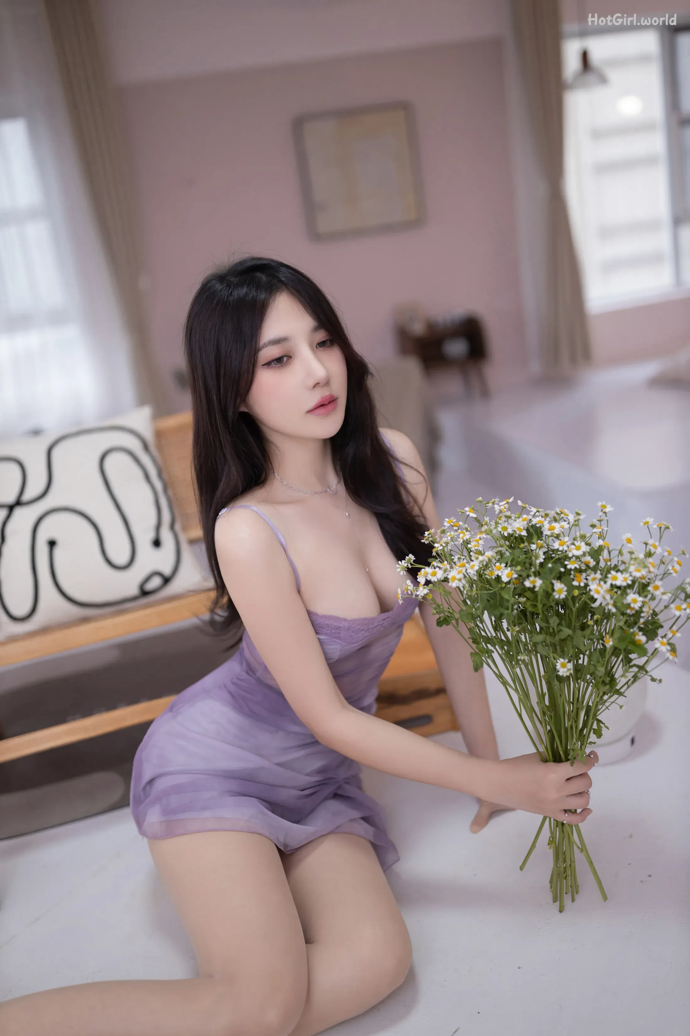 006_hotgirl.world.webp