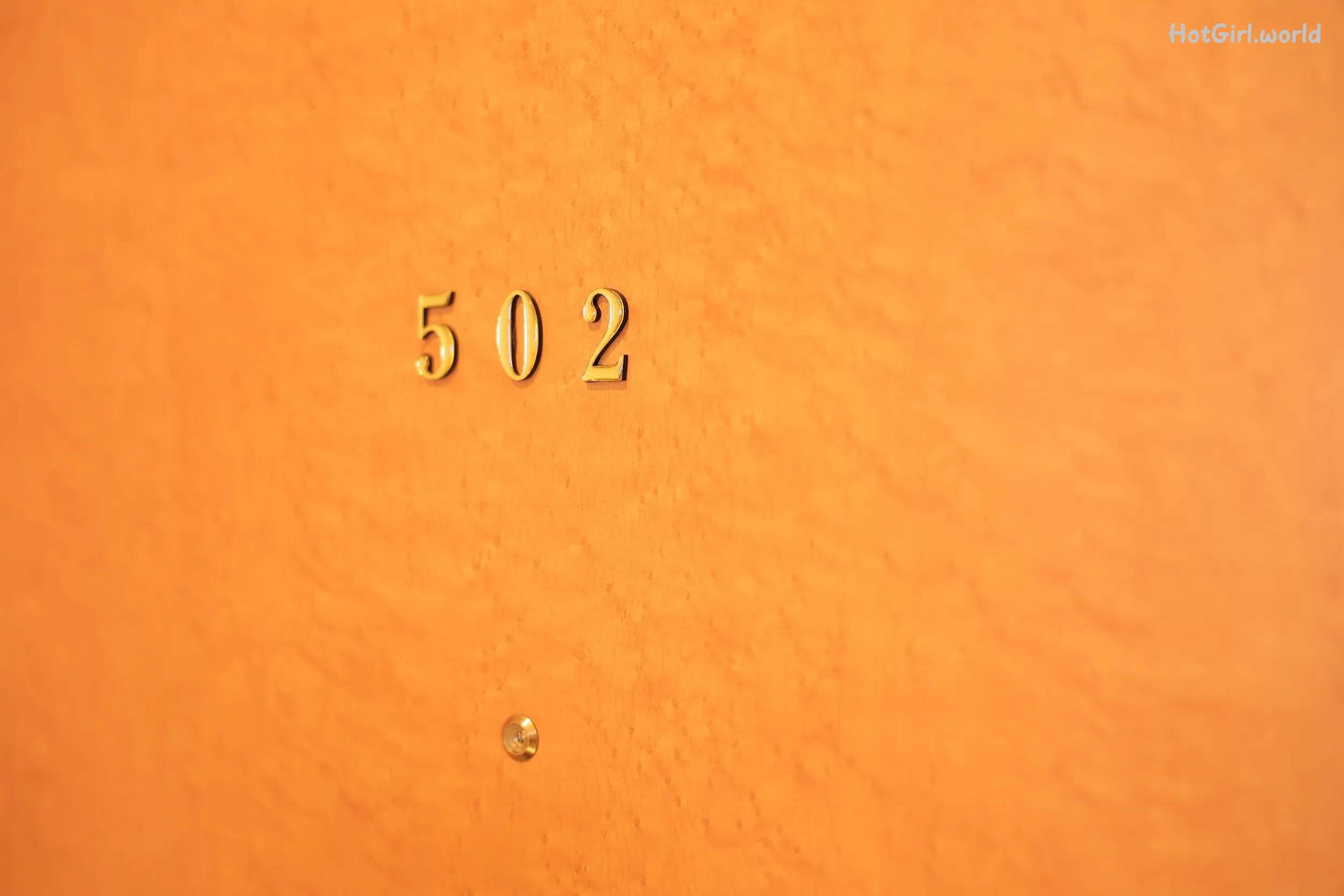 066_hotgirl.world.webp
