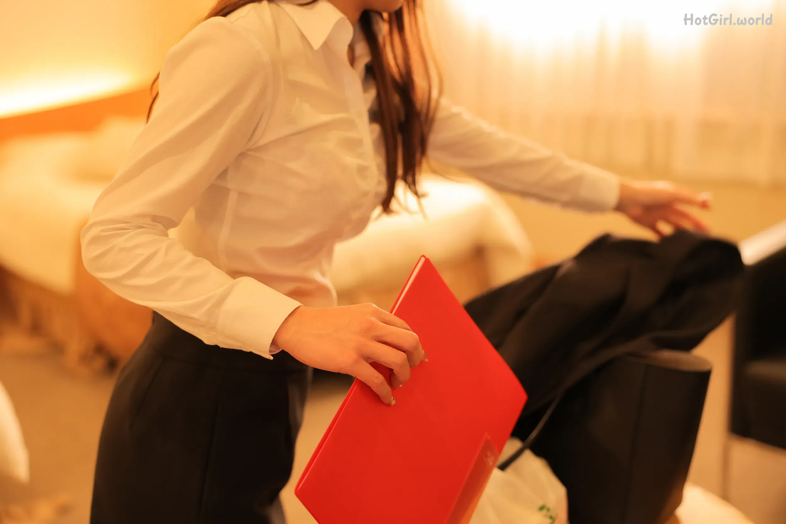 073_hotgirl.world.webp