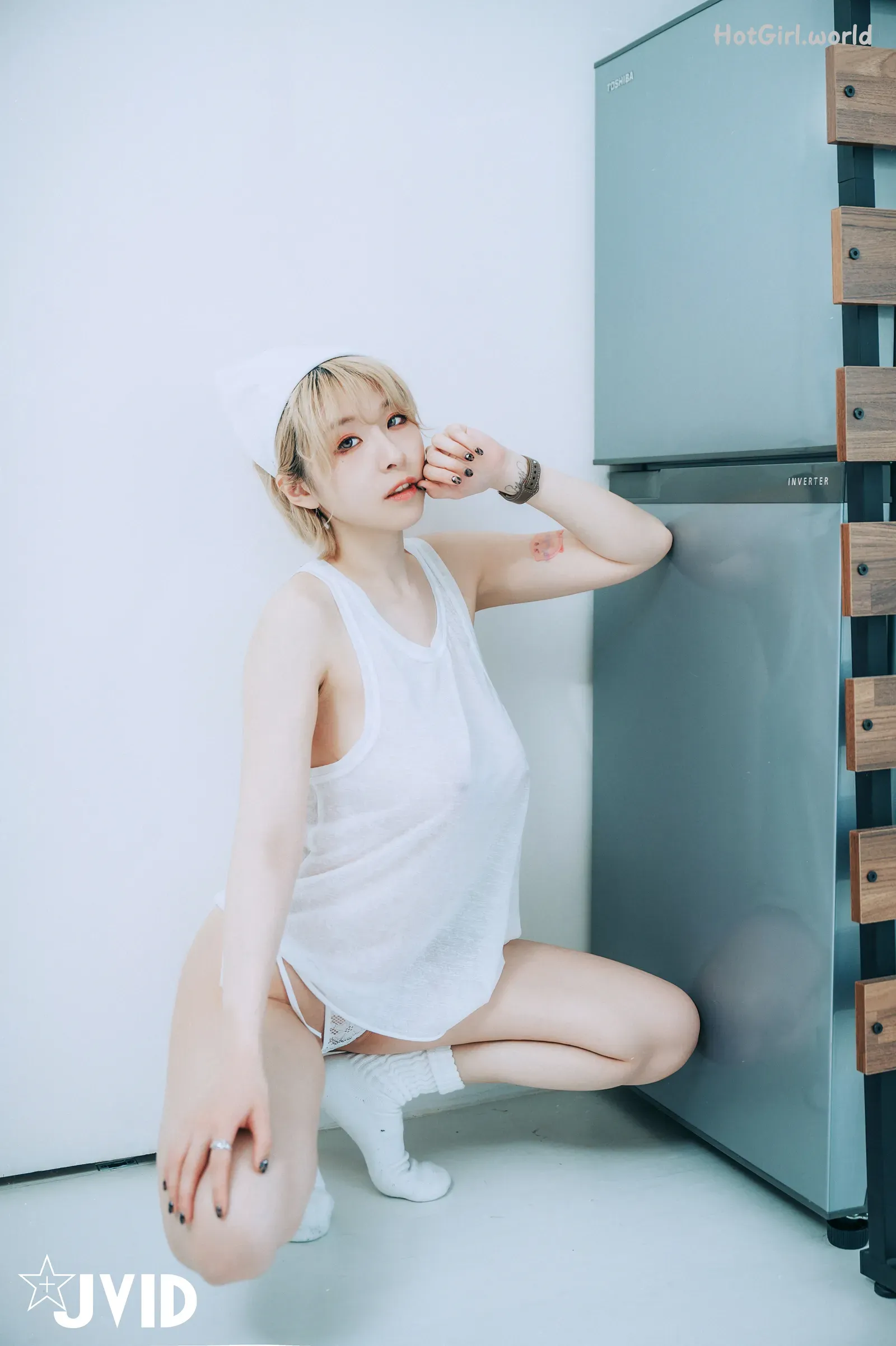 094_hotgirl.world.webp