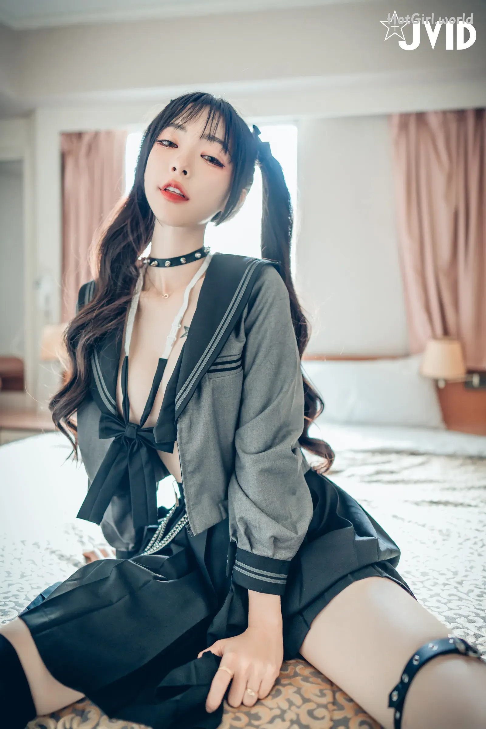 095_hotgirl.world.webp