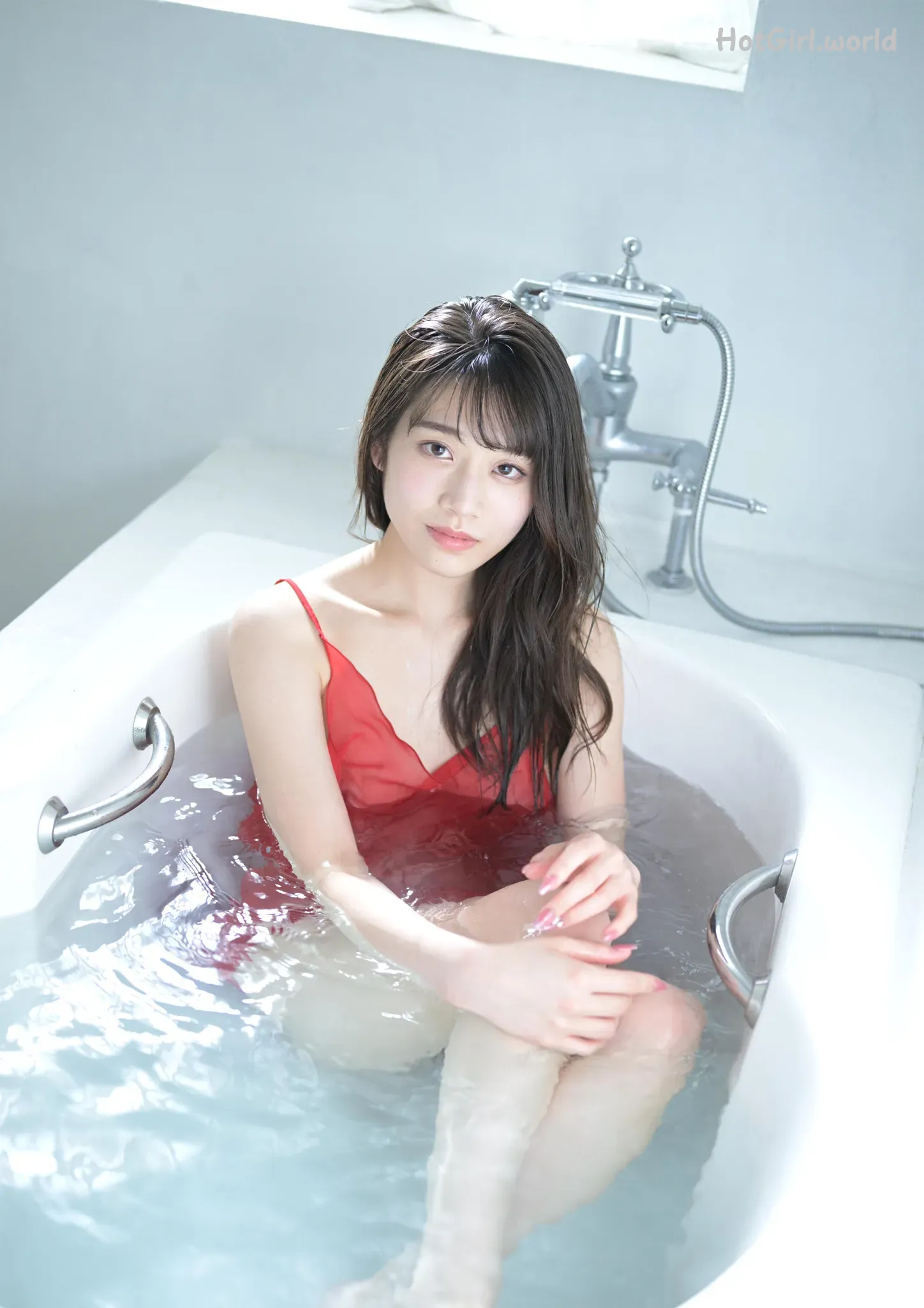 080_hotgirl.world.webp