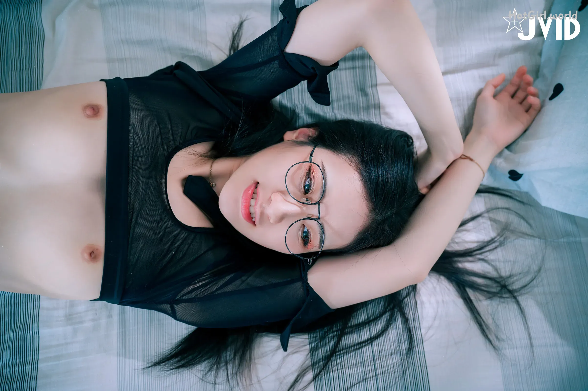 a130_hotgirl.world.webp