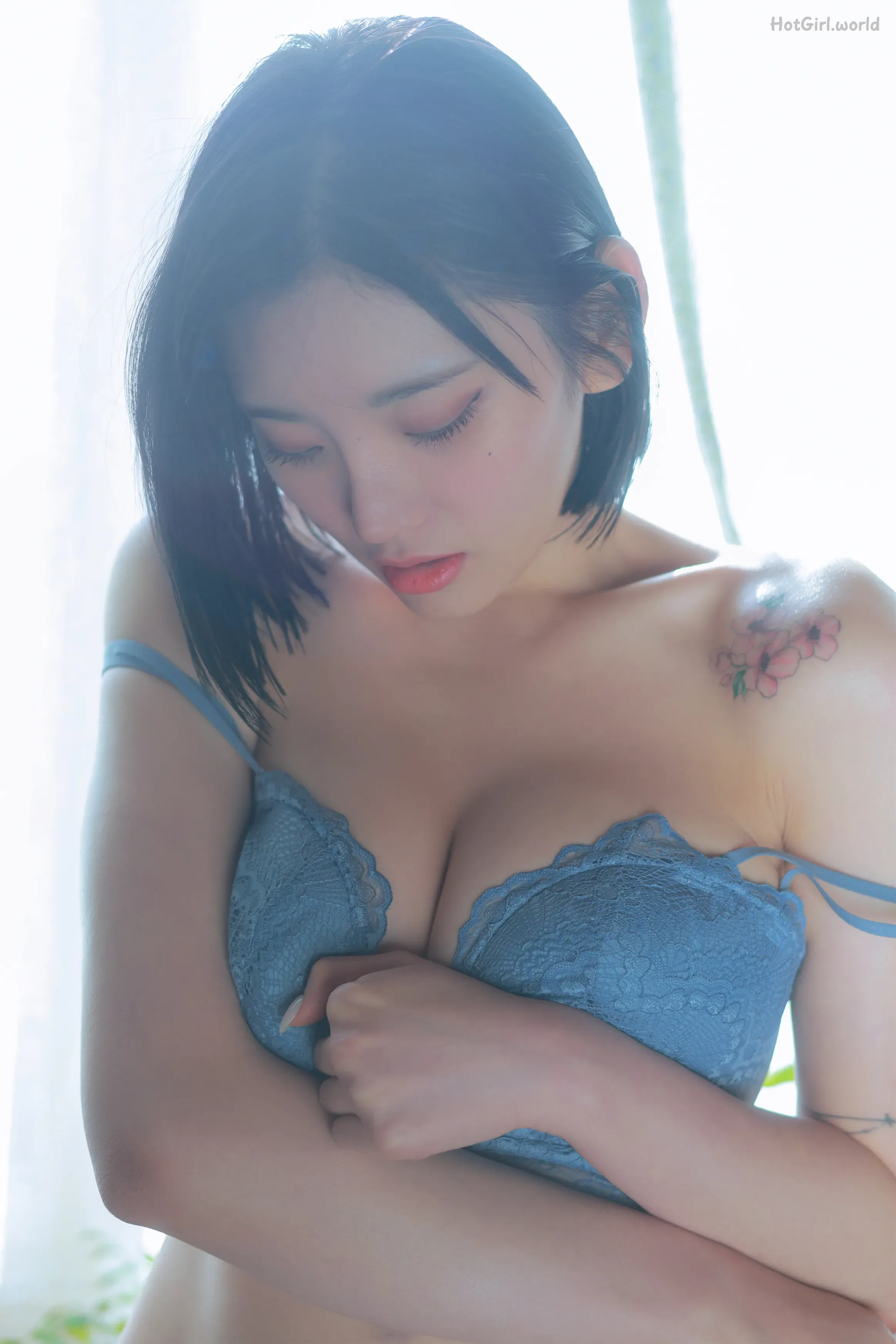 Sula-Blue-hotgirl.world-072_hotgirl.world.webp