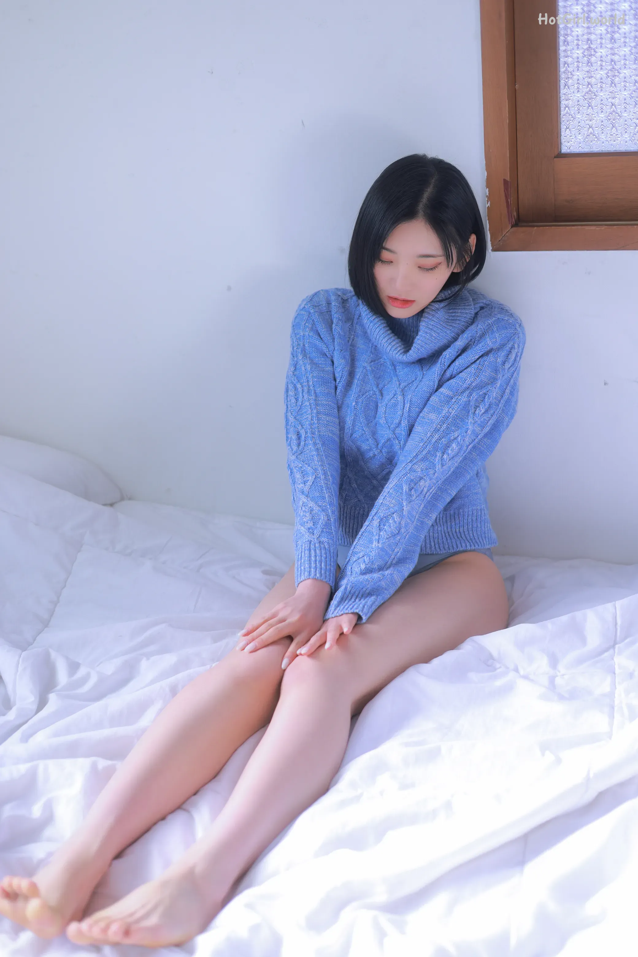 Sula-Blue-hotgirl.world-092_hotgirl.world.webp