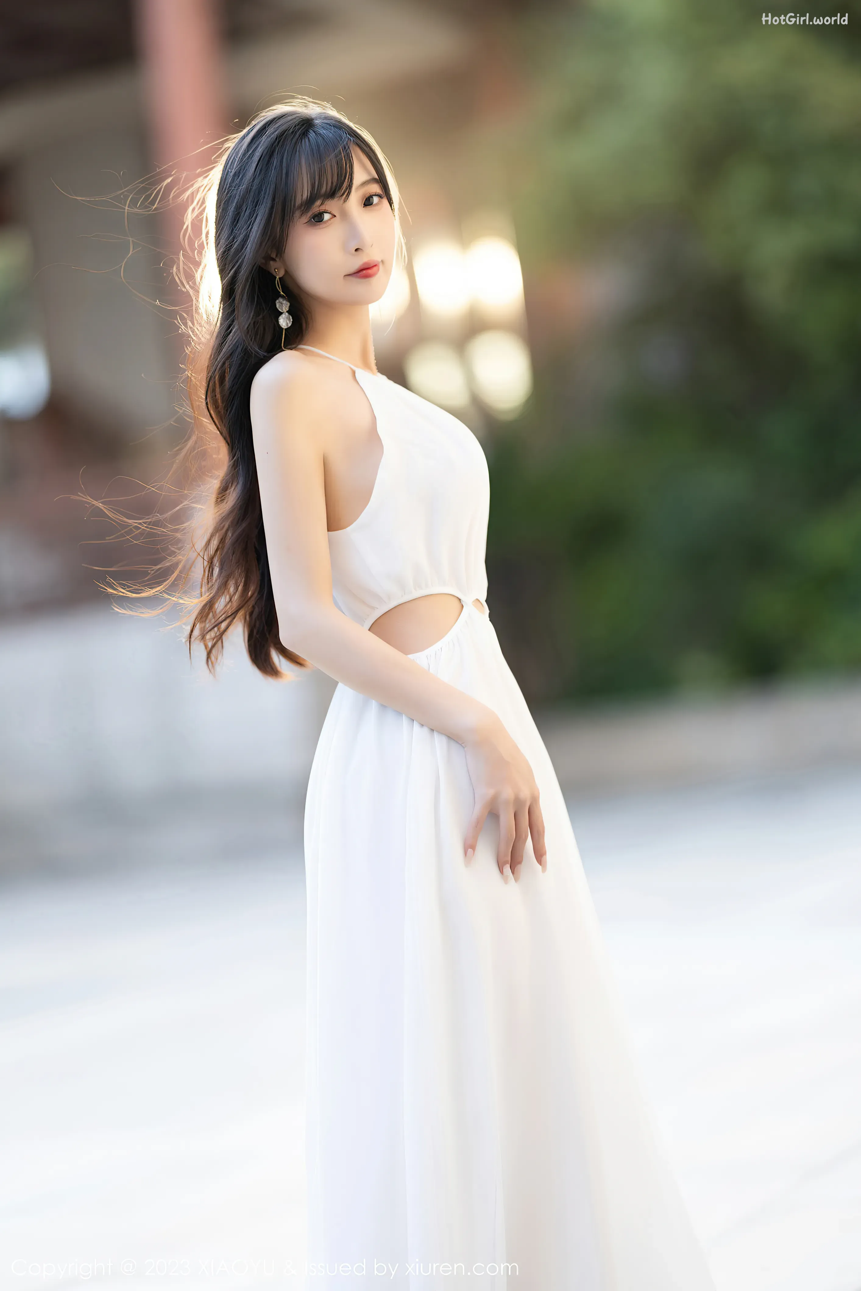 0002_hotgirl.world.webp