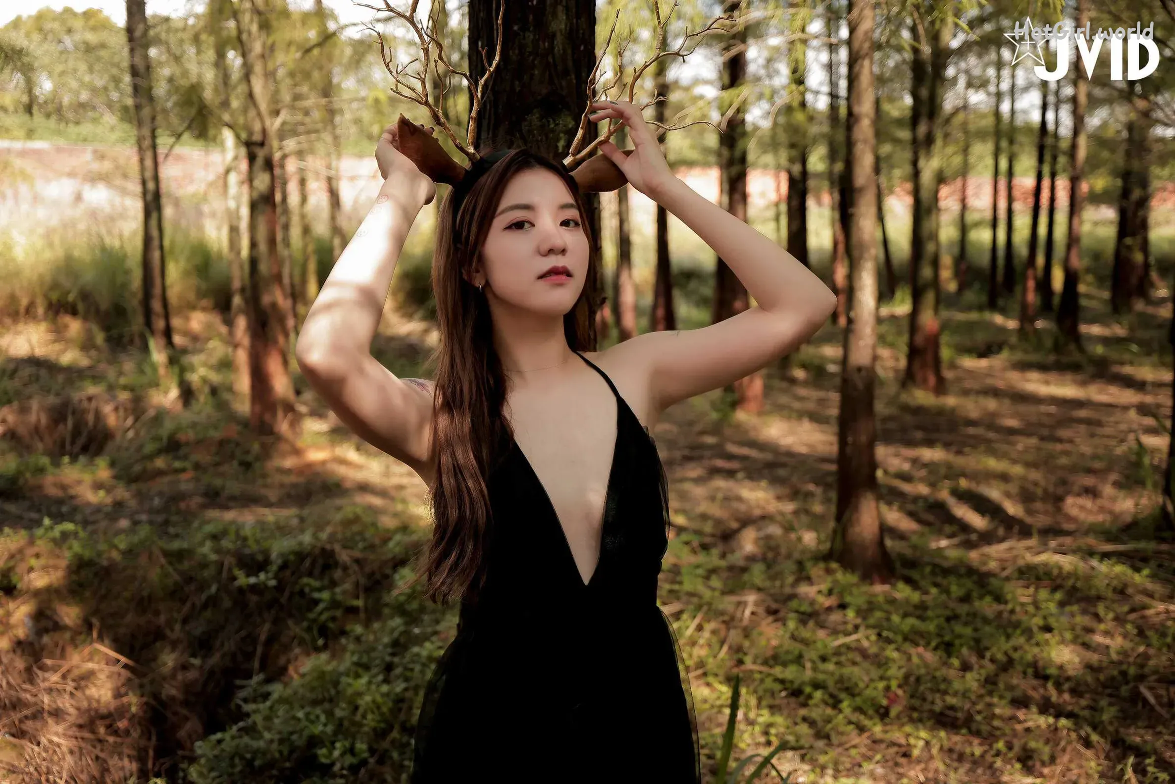 005_hotgirl.world.webp