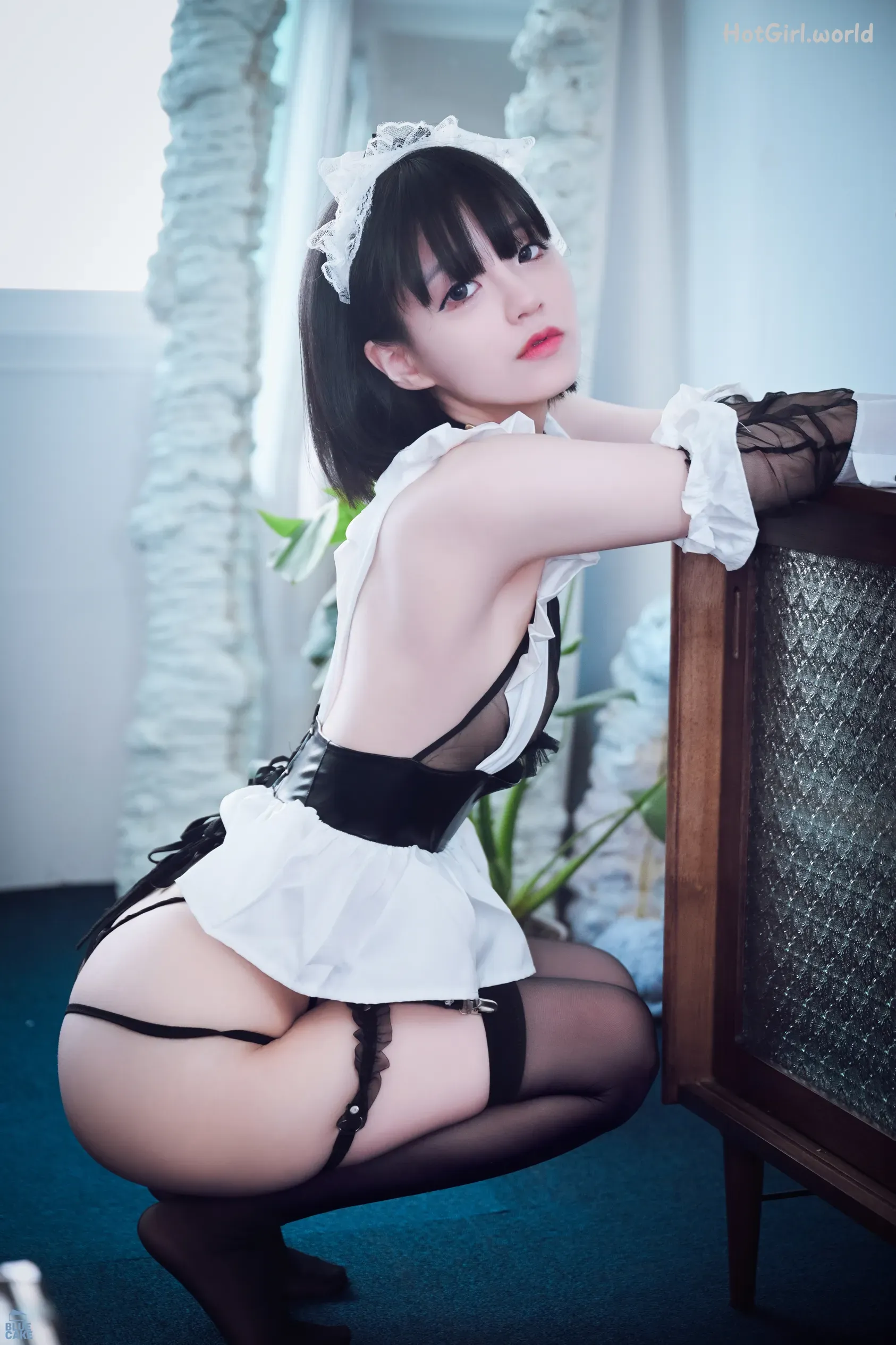 BLUECAKE-Jeong-Jenny-Maid-Cosplay-hotgirl.world-089.webp