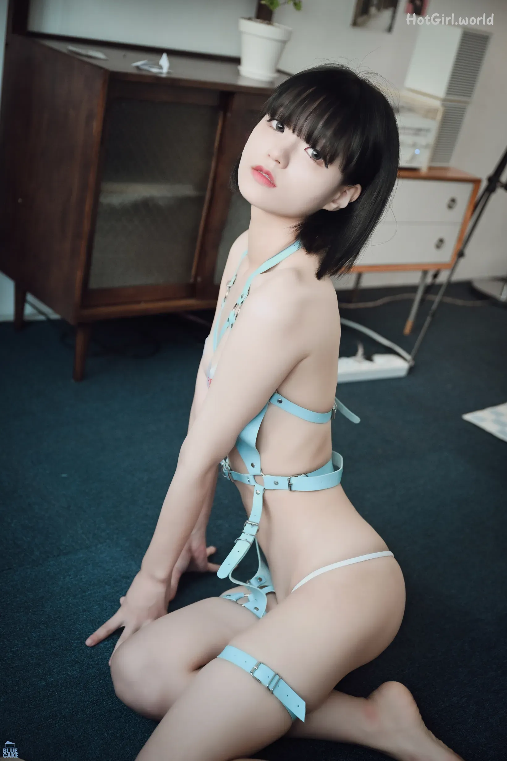 BLUECAKE-Jeong-Jenny-Maid-Cosplay-hotgirl.world-097.webp