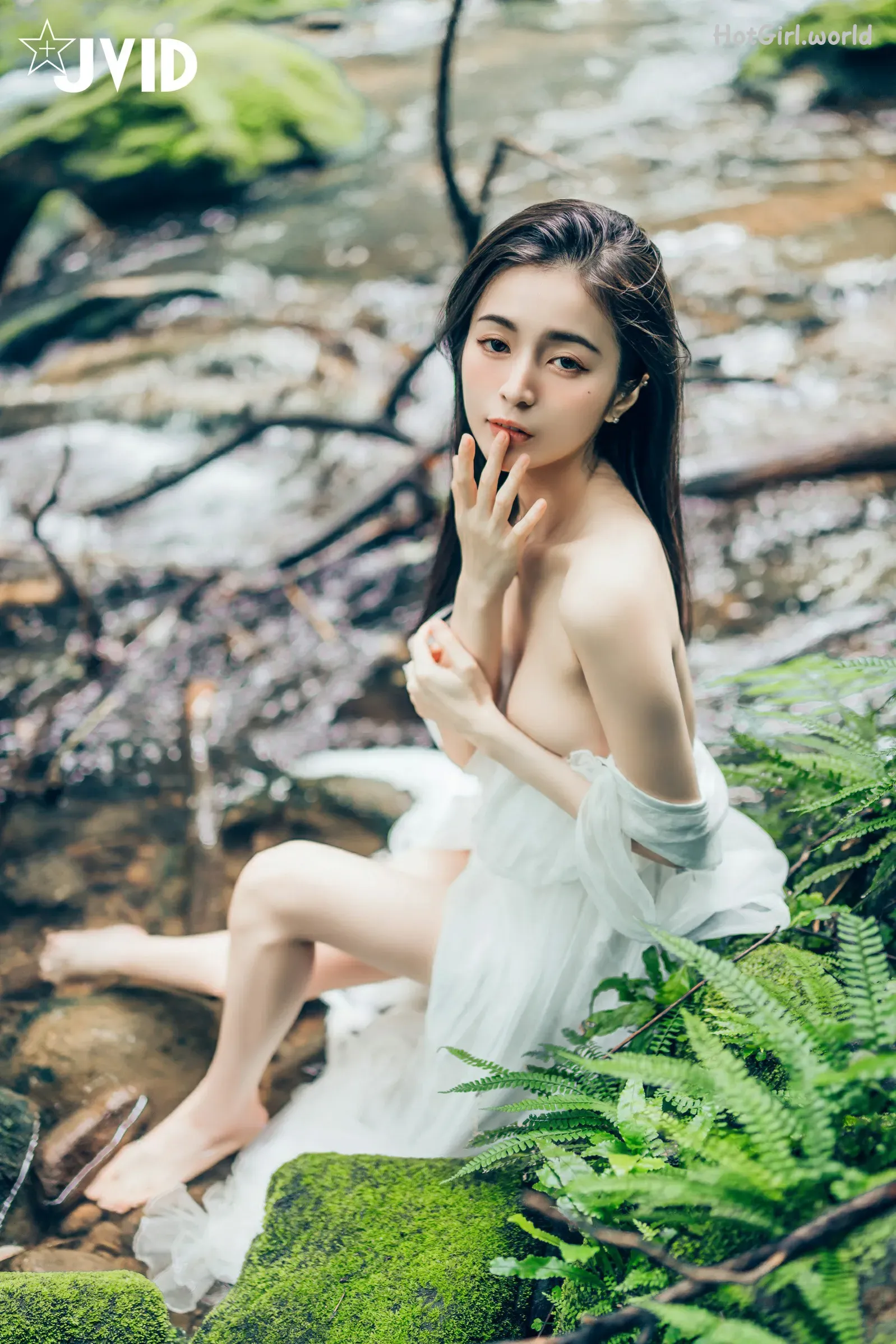 134_hotgirl.world.webp