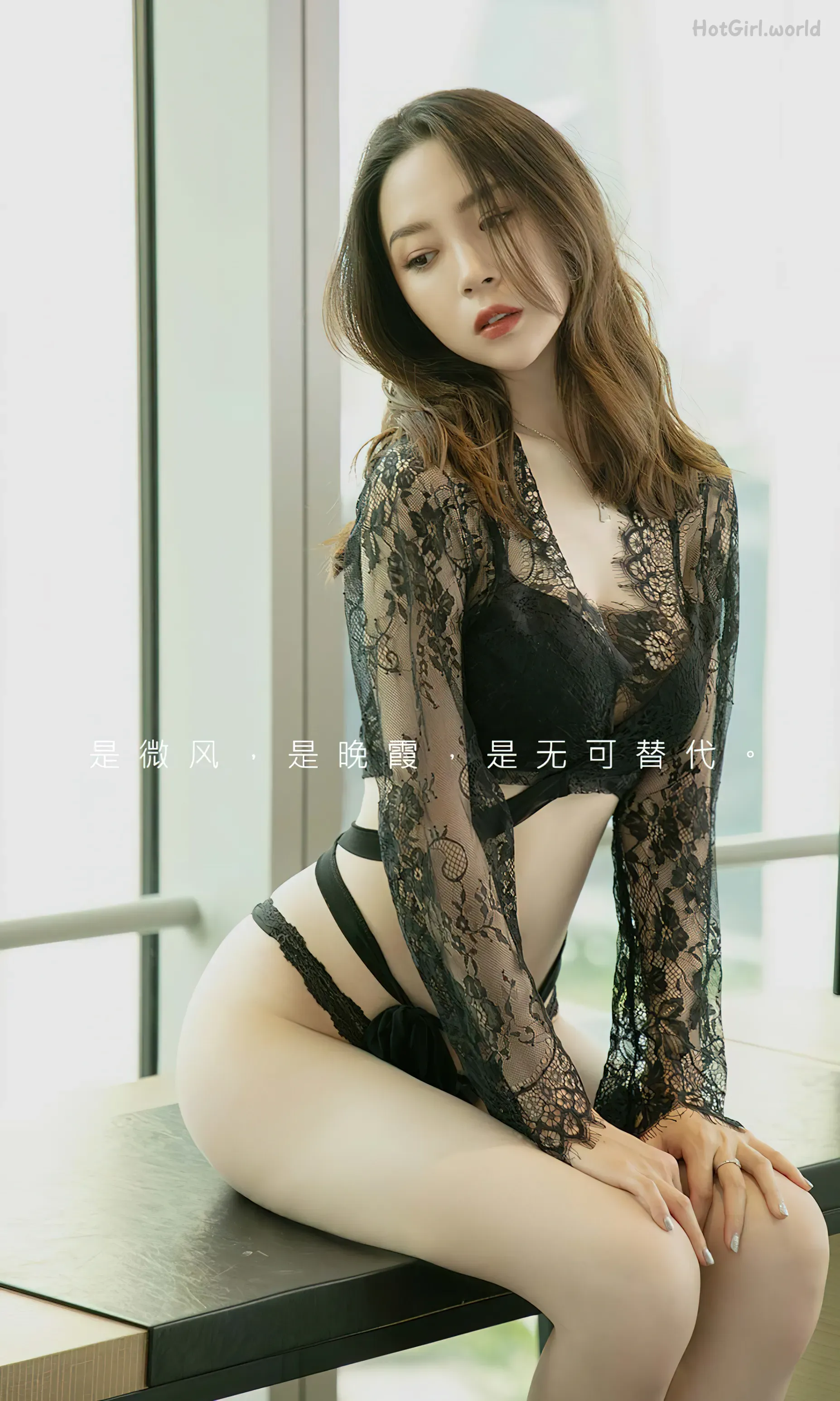 0001_hotgirl.world.webp