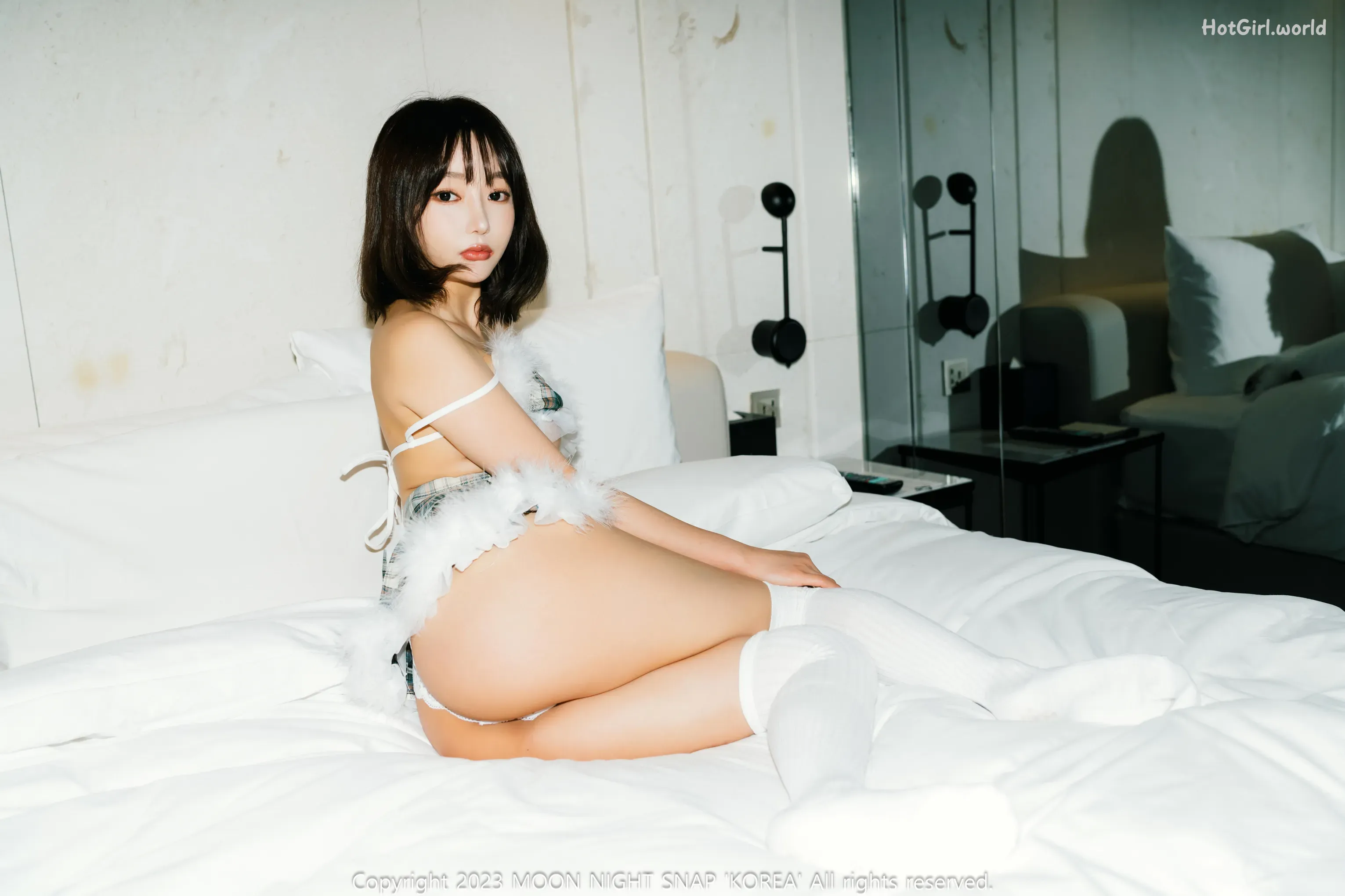 Moon-Night-Snap-Jucy-Mature-Rabbit-hotgirl.world-023.webp