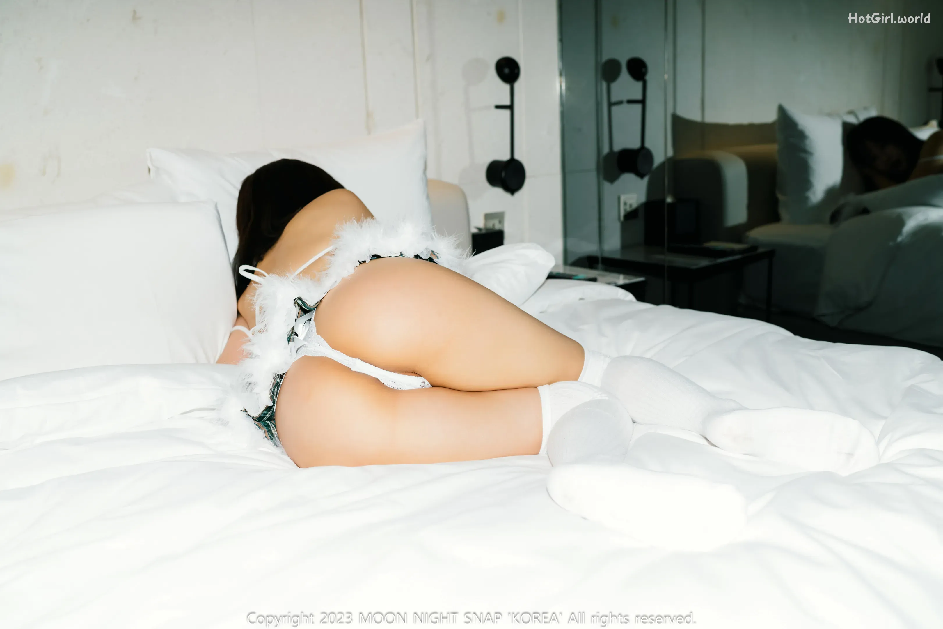 Moon-Night-Snap-Jucy-Mature-Rabbit-hotgirl.world-025.webp