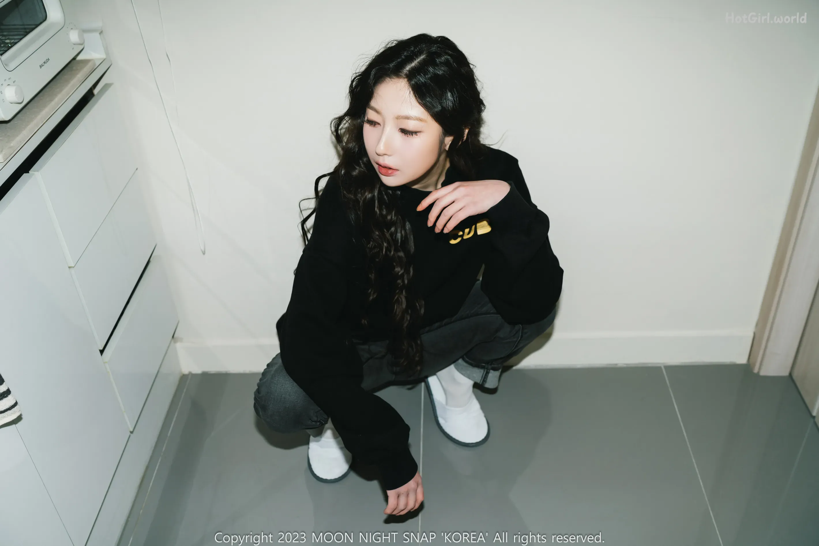 Moon-Night-Snap-Lisa-Lovely-Butt-hotgirl.world-085.webp