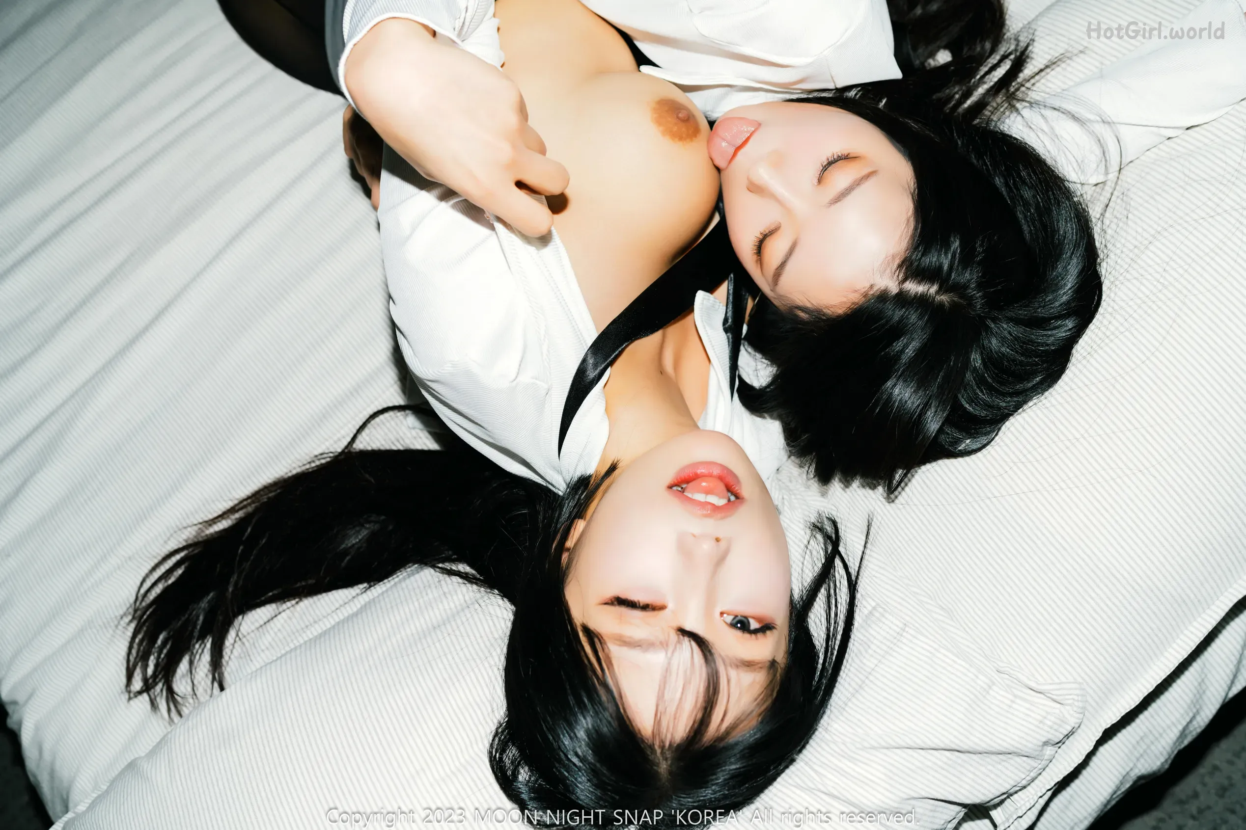 Moon-Night-Snap-Mona-and-Jucy-Stick-hotgirl.world-025.webp