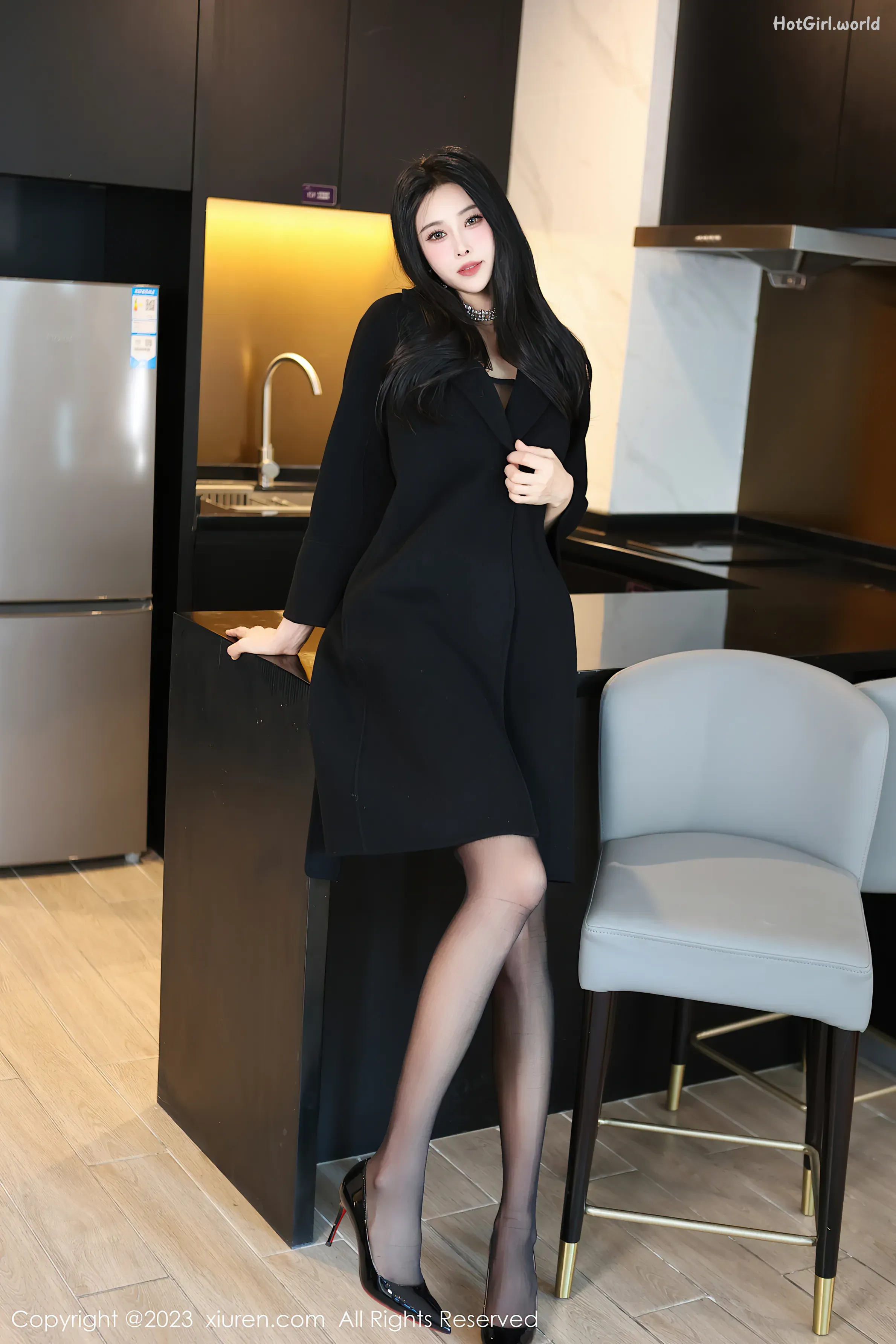 0008_hotgirl.world.webp