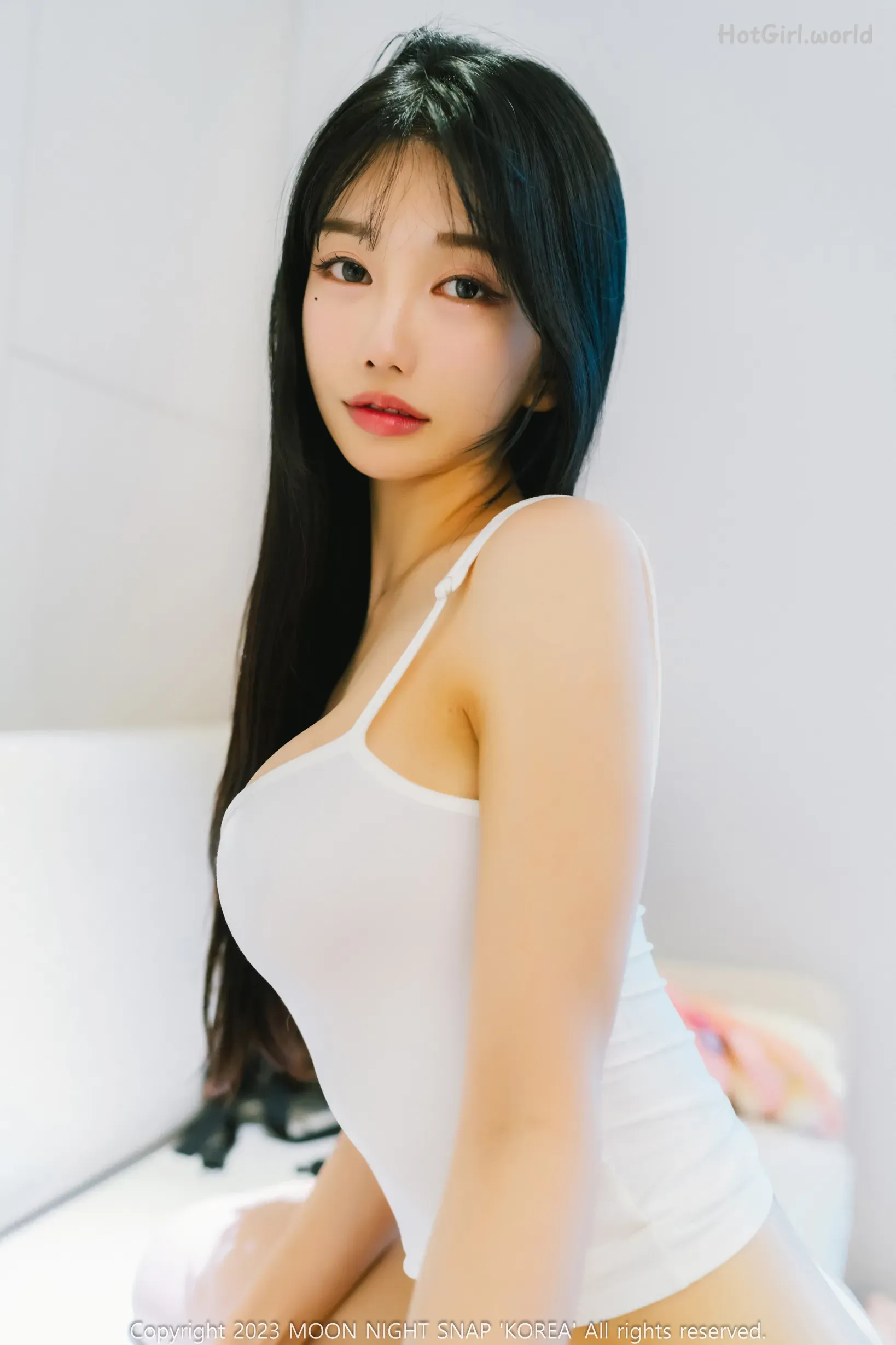 Moon-Night-Snap-Yunjin-Yunjin-Peeking-hotgirl.world-083.webp