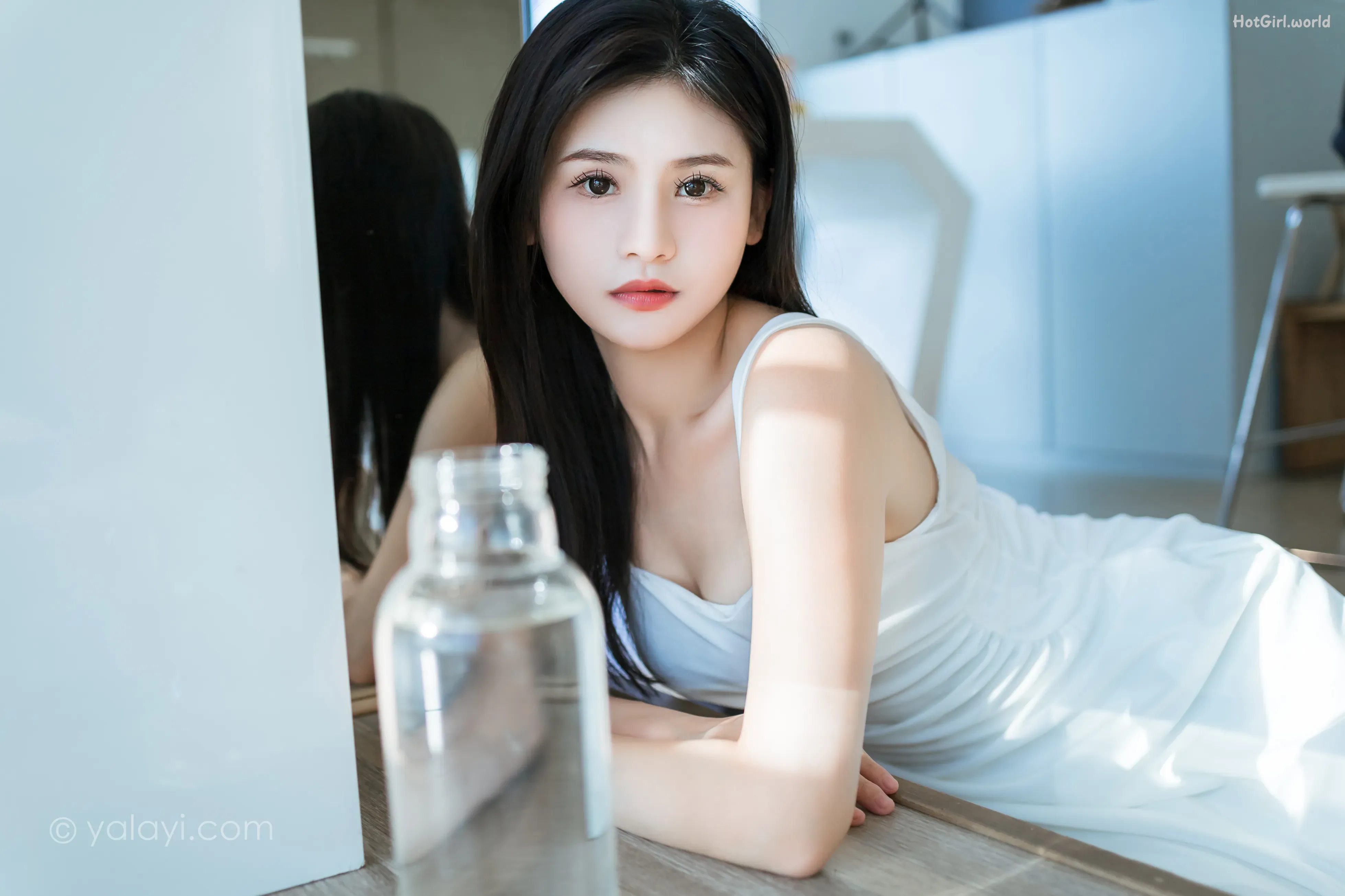 YaLaYi-雅拉伊-Vol.1074-若婷-Ruo Ting