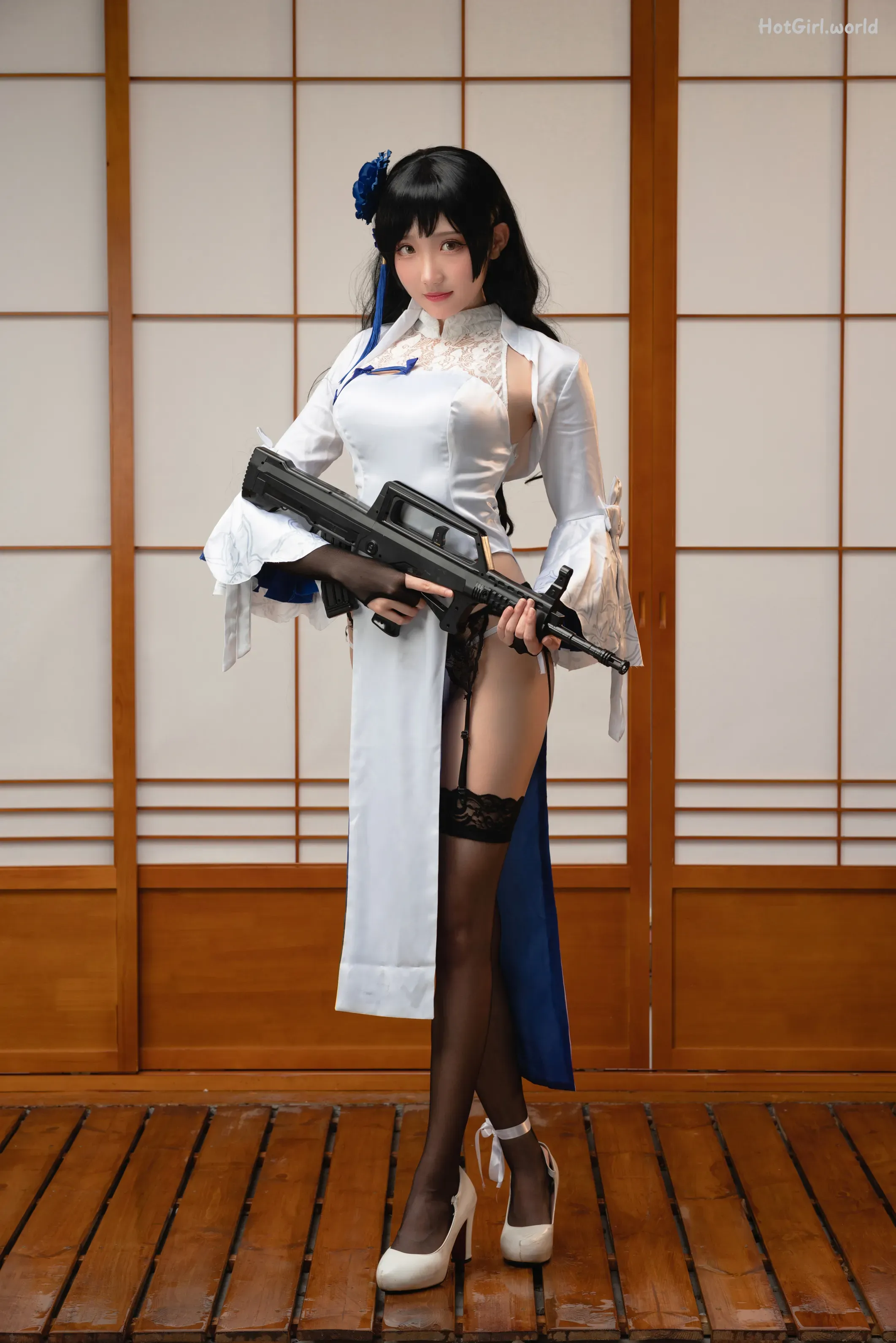 Coser-瓜希酱-少女前线 95式玉玲珑
