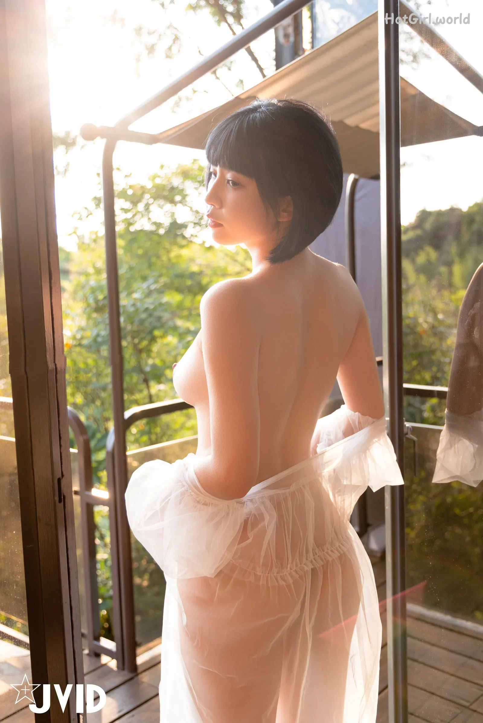 079_hotgirl.world.webp