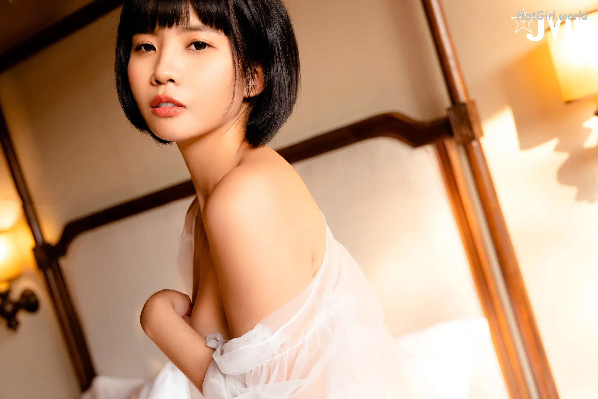 113_hotgirl.world.webp