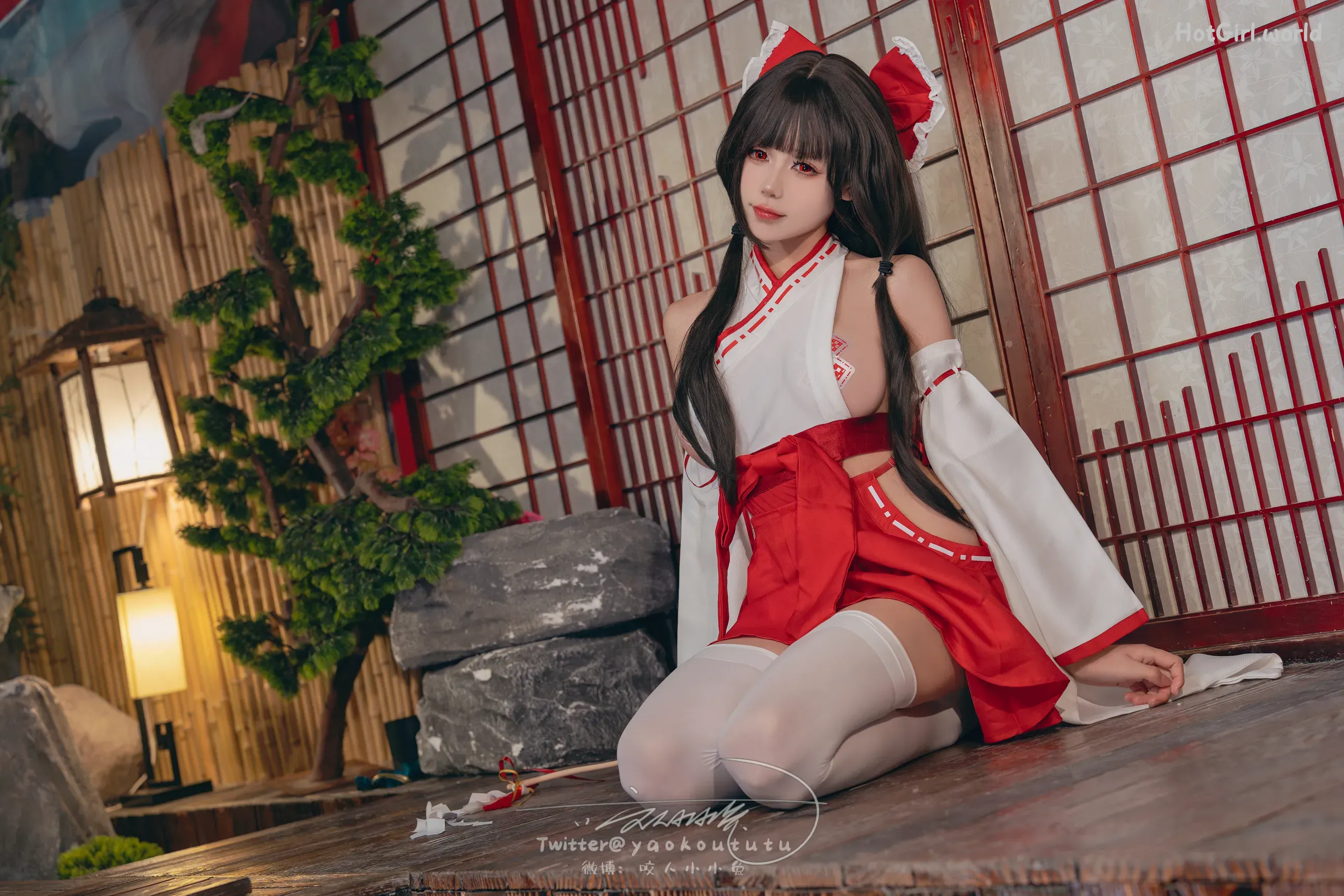 Coser-nian-nian-tuan-zi-tu-Roly-Poly-hotgirl.world-001.webp