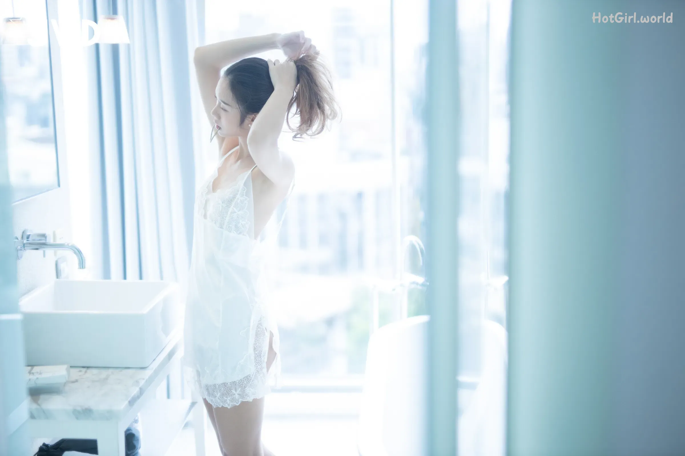 201_hotgirl.world.webp