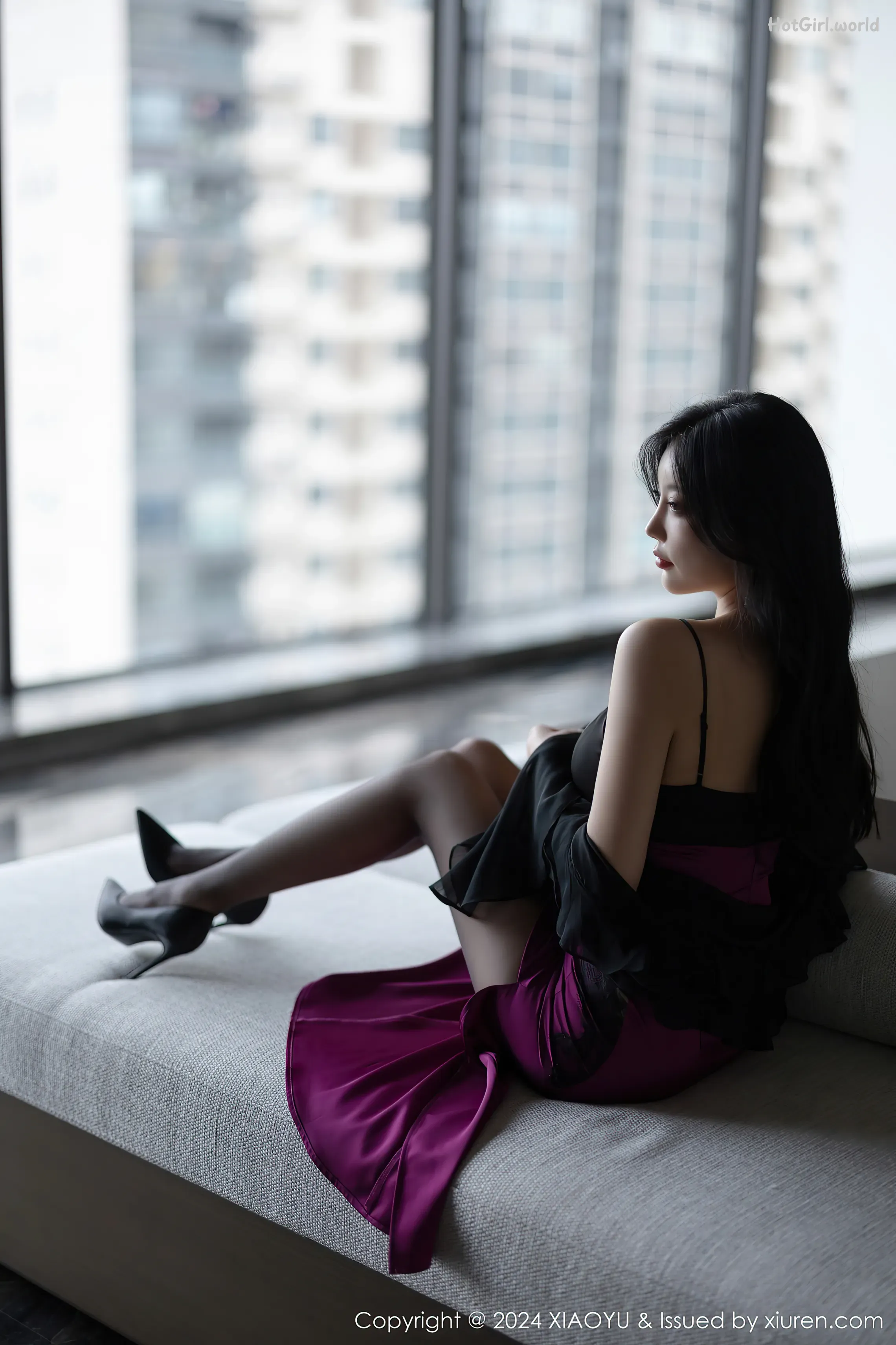 0010_hotgirl.world.webp